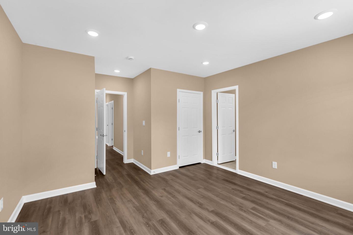 4820 HAYES ST NE, WASHINGTON, District Of Columbia 20019, 5 Bedrooms Bedrooms, 11 Rooms Rooms,3 BathroomsBathrooms,Residential,For sale,4820 HAYES ST NE,DCDC2200002 MLS # DCDC2200002