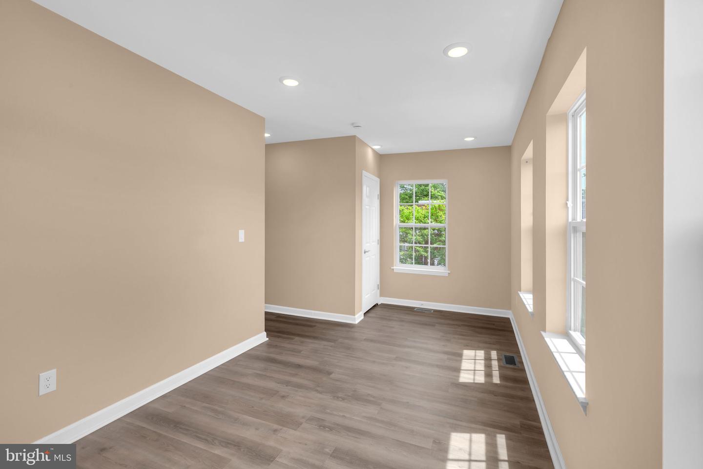 4820 HAYES ST NE, WASHINGTON, District Of Columbia 20019, 5 Bedrooms Bedrooms, 11 Rooms Rooms,3 BathroomsBathrooms,Residential,For sale,4820 HAYES ST NE,DCDC2200002 MLS # DCDC2200002