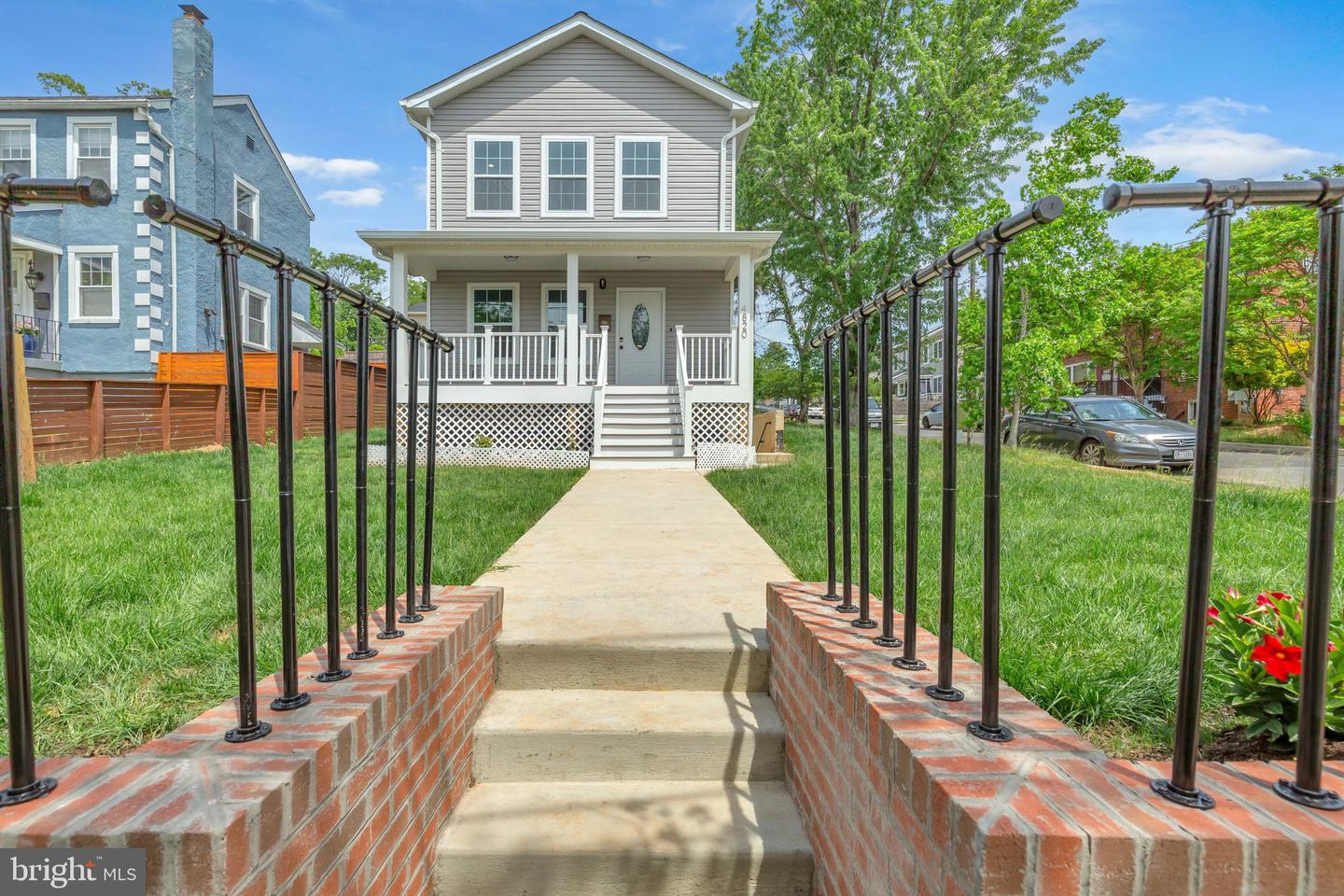 4820 HAYES ST NE, WASHINGTON, District Of Columbia 20019, 5 Bedrooms Bedrooms, 11 Rooms Rooms,3 BathroomsBathrooms,Residential,For sale,4820 HAYES ST NE,DCDC2200002 MLS # DCDC2200002