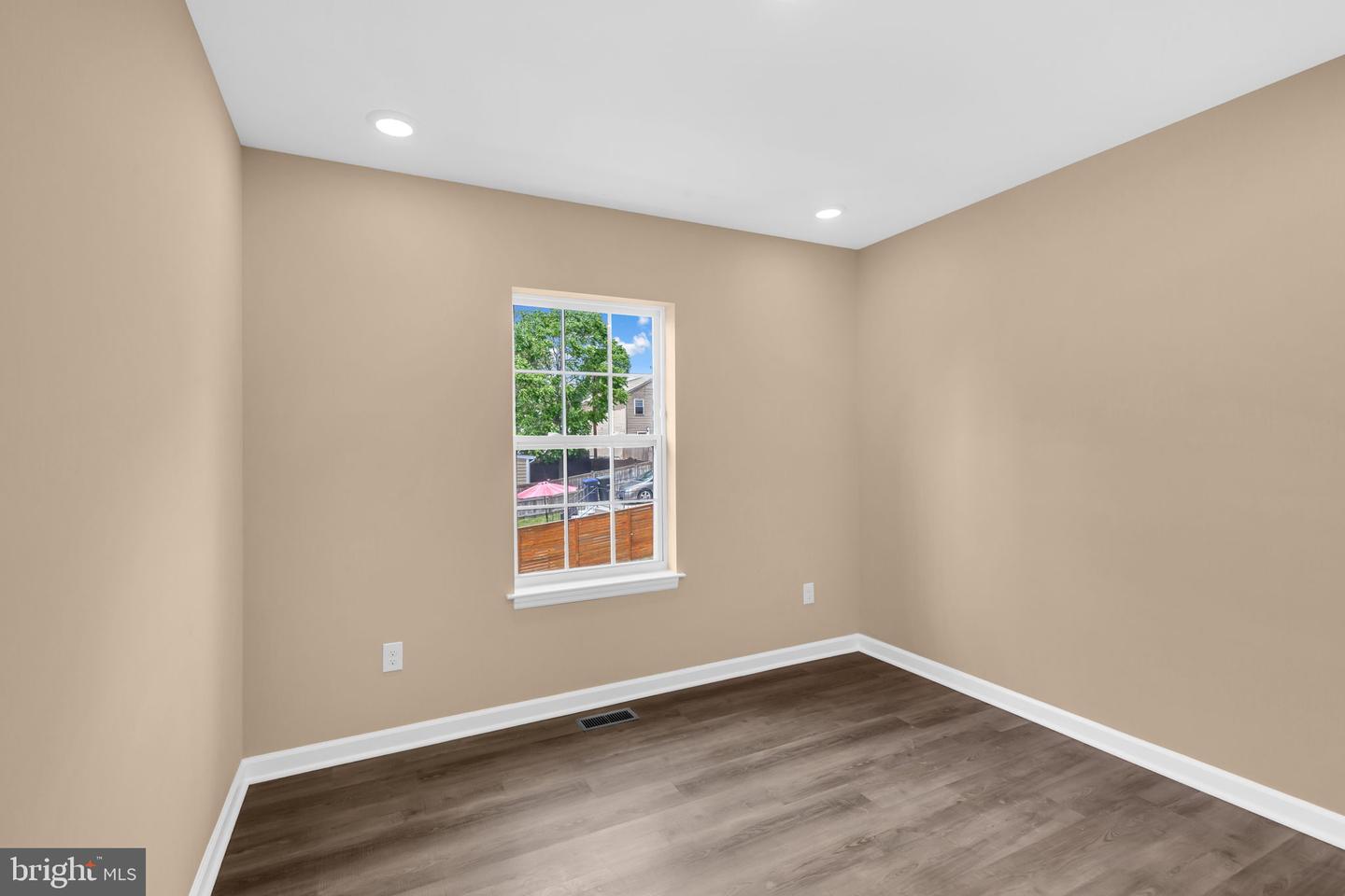4820 HAYES ST NE, WASHINGTON, District Of Columbia 20019, 5 Bedrooms Bedrooms, 11 Rooms Rooms,3 BathroomsBathrooms,Residential,For sale,4820 HAYES ST NE,DCDC2200002 MLS # DCDC2200002