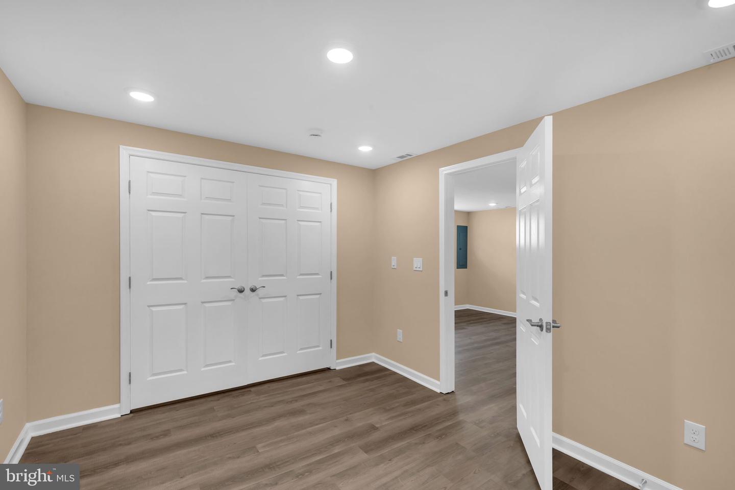 4820 HAYES ST NE, WASHINGTON, District Of Columbia 20019, 5 Bedrooms Bedrooms, 11 Rooms Rooms,3 BathroomsBathrooms,Residential,For sale,4820 HAYES ST NE,DCDC2200002 MLS # DCDC2200002