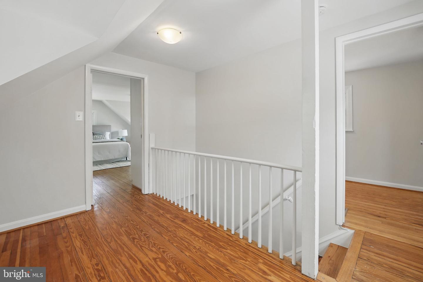 6924 JEFFERSON AVE, FALLS CHURCH, Virginia 22042, 4 Bedrooms Bedrooms, ,3 BathroomsBathrooms,Residential,For sale,6924 JEFFERSON AVE,VAFX2240036 MLS # VAFX2240036
