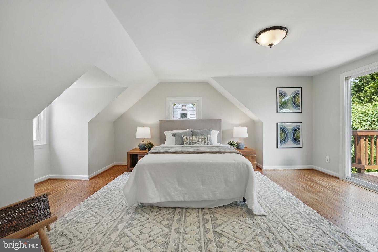 6924 JEFFERSON AVE, FALLS CHURCH, Virginia 22042, 4 Bedrooms Bedrooms, ,3 BathroomsBathrooms,Residential,For sale,6924 JEFFERSON AVE,VAFX2240036 MLS # VAFX2240036