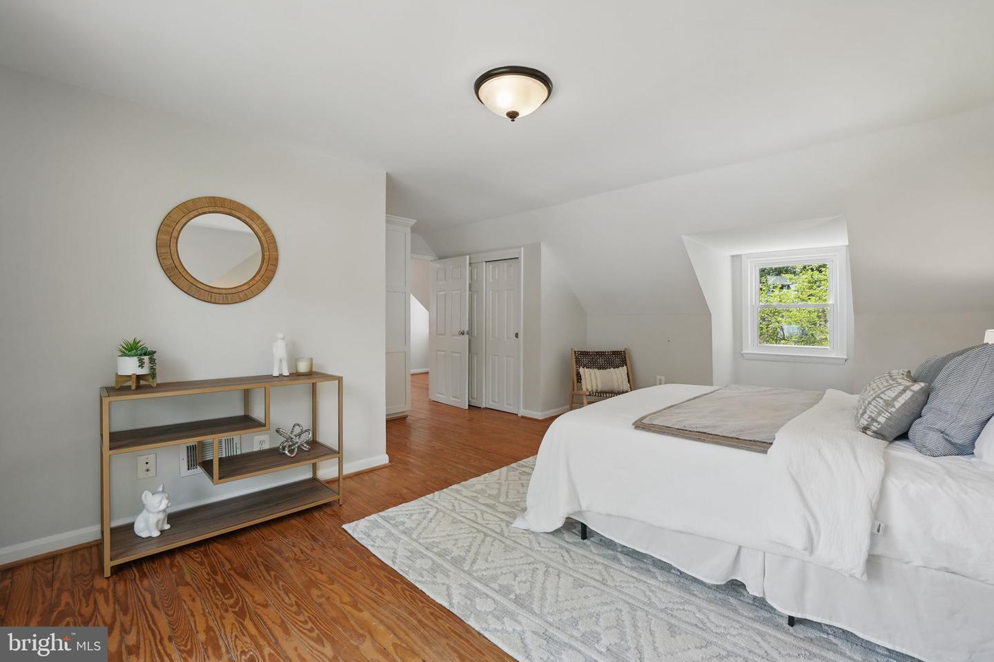 6924 JEFFERSON AVE, FALLS CHURCH, Virginia 22042, 4 Bedrooms Bedrooms, ,3 BathroomsBathrooms,Residential,For sale,6924 JEFFERSON AVE,VAFX2240036 MLS # VAFX2240036