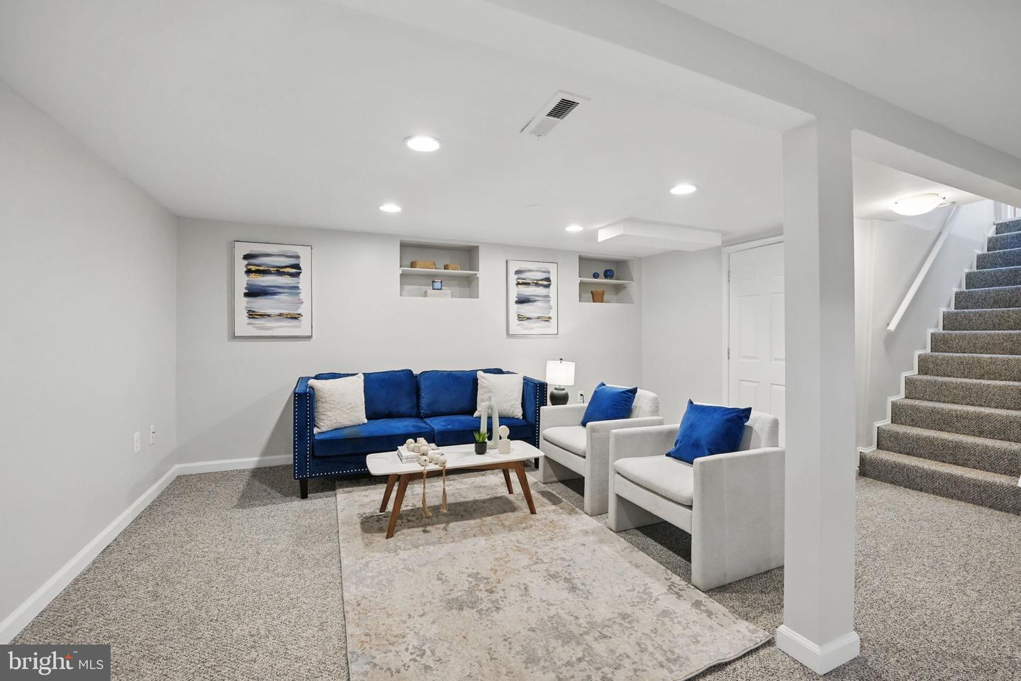 6924 JEFFERSON AVE, FALLS CHURCH, Virginia 22042, 4 Bedrooms Bedrooms, ,3 BathroomsBathrooms,Residential,For sale,6924 JEFFERSON AVE,VAFX2240036 MLS # VAFX2240036
