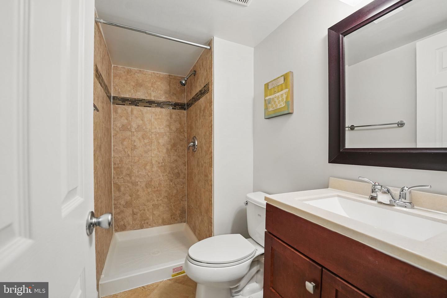 6924 JEFFERSON AVE, FALLS CHURCH, Virginia 22042, 4 Bedrooms Bedrooms, ,3 BathroomsBathrooms,Residential,For sale,6924 JEFFERSON AVE,VAFX2240036 MLS # VAFX2240036