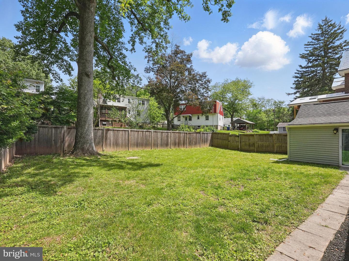 6924 JEFFERSON AVE, FALLS CHURCH, Virginia 22042, 4 Bedrooms Bedrooms, ,3 BathroomsBathrooms,Residential,For sale,6924 JEFFERSON AVE,VAFX2240036 MLS # VAFX2240036