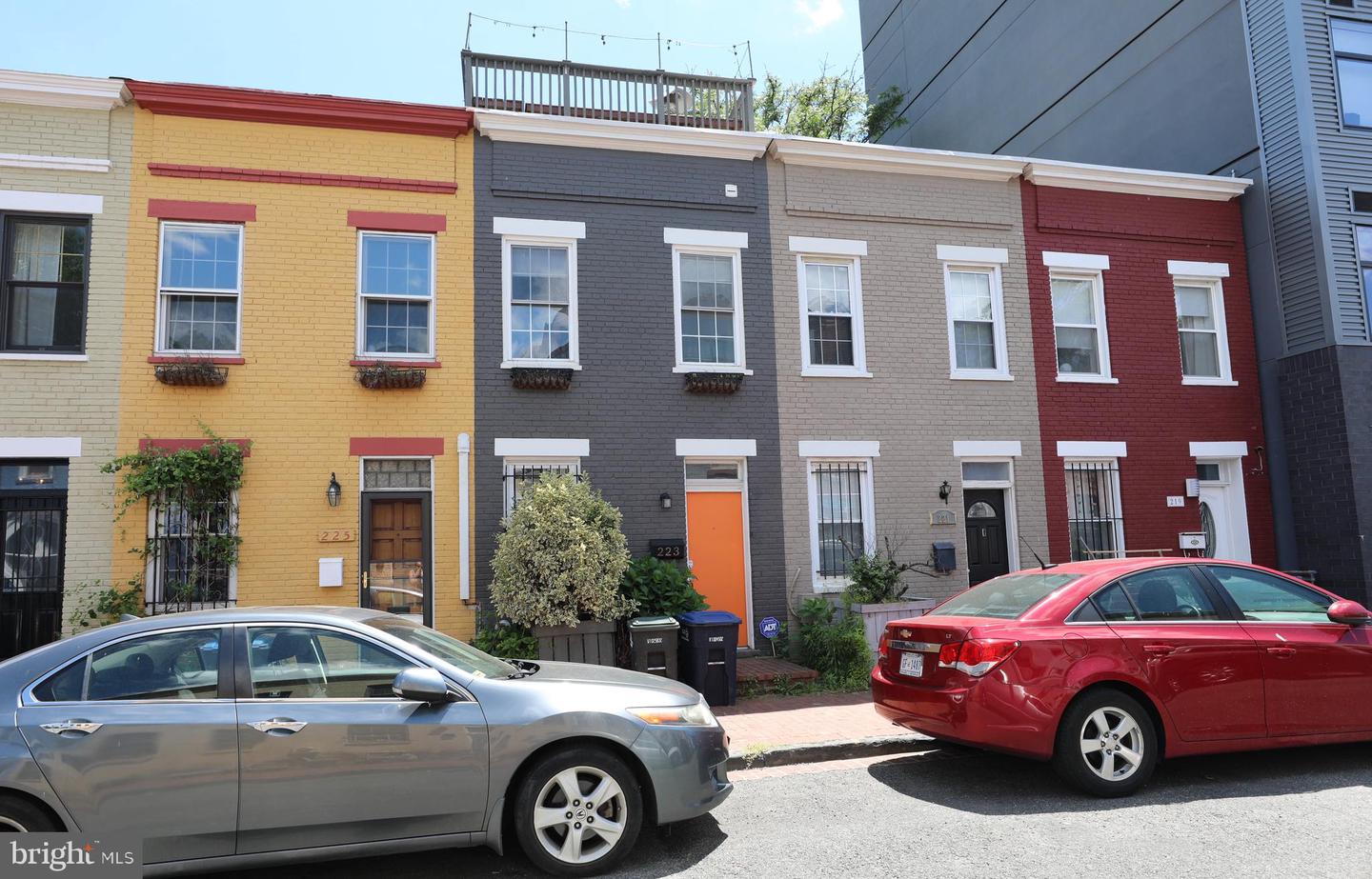 223 PARKER ST NE, WASHINGTON, District Of Columbia 20002, 2 Bedrooms Bedrooms, ,1 BathroomBathrooms,Residential,For sale,223 PARKER ST NE,DCDC2200038 MLS # DCDC2200038