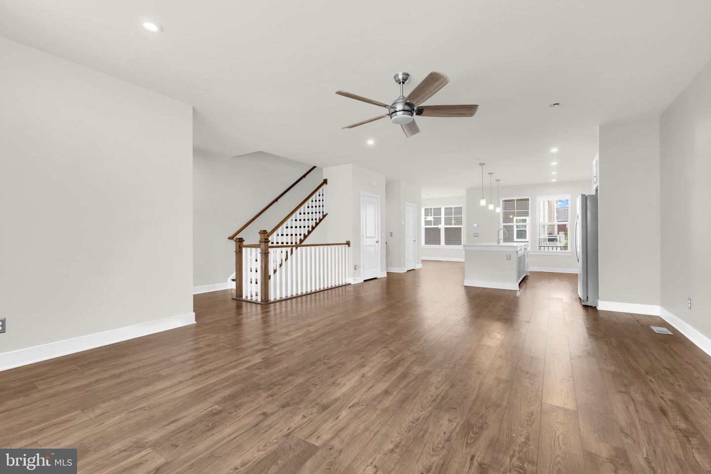 1552 MEADOWLARK GLEN RD, DUMFRIES, Virginia 22026, 4 Bedrooms Bedrooms, ,3 BathroomsBathrooms,Residential,For sale,1552 MEADOWLARK GLEN RD,VAPW2094416 MLS # VAPW2094416