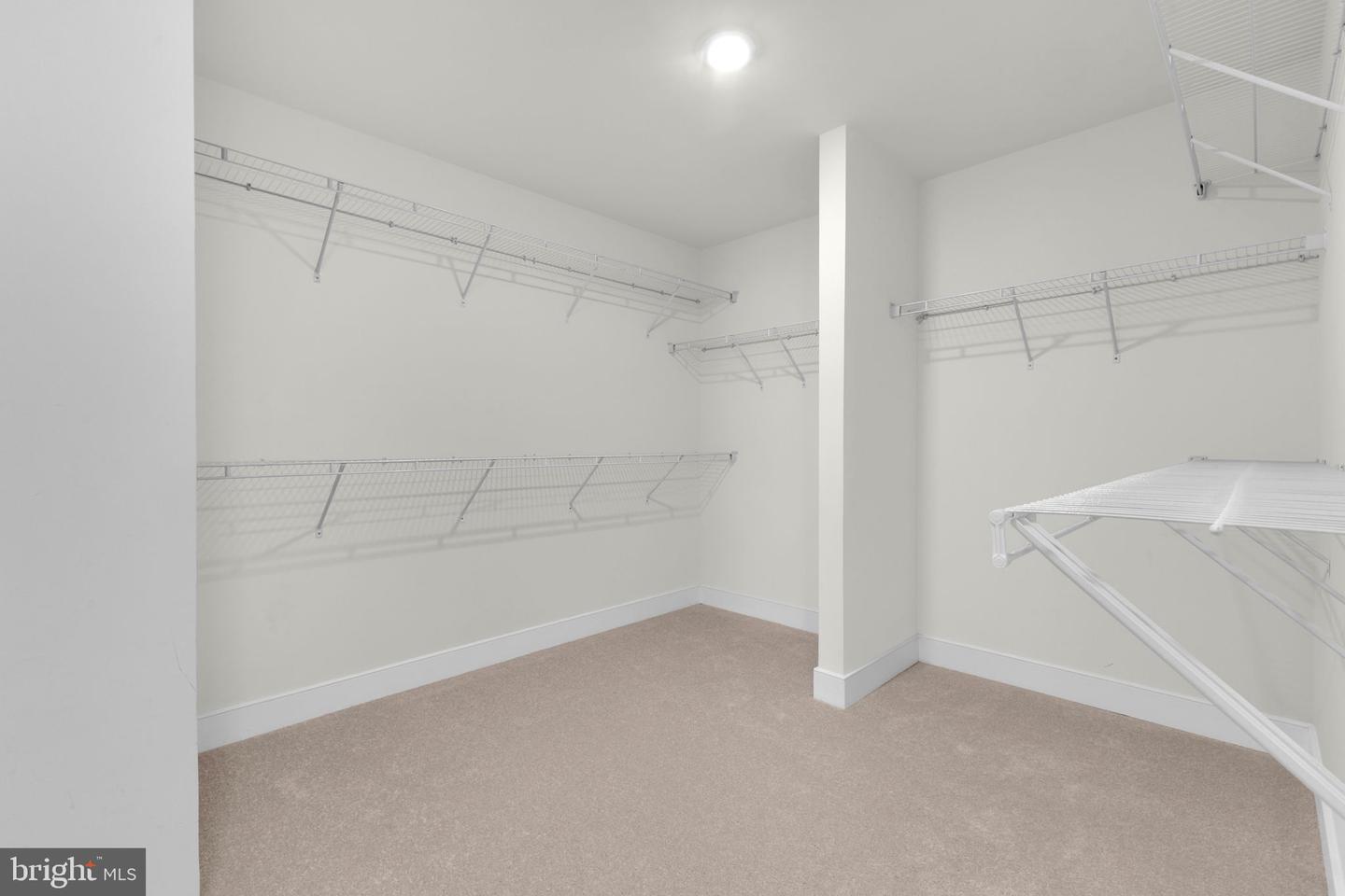 1552 MEADOWLARK GLEN RD, DUMFRIES, Virginia 22026, 4 Bedrooms Bedrooms, ,3 BathroomsBathrooms,Residential,For sale,1552 MEADOWLARK GLEN RD,VAPW2094416 MLS # VAPW2094416