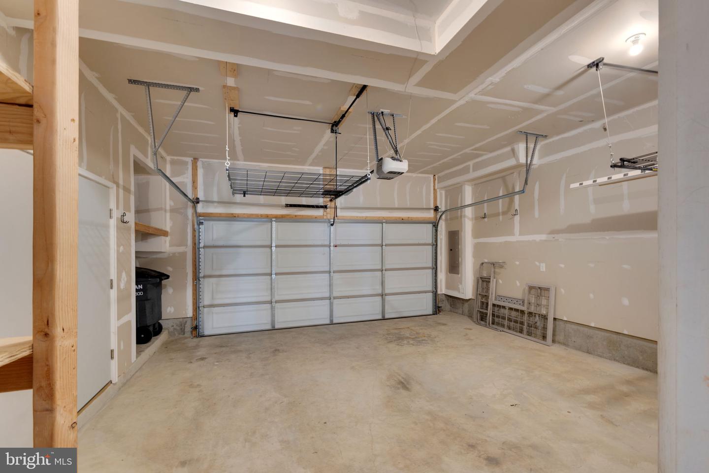 1552 MEADOWLARK GLEN RD, DUMFRIES, Virginia 22026, 4 Bedrooms Bedrooms, ,3 BathroomsBathrooms,Residential,For sale,1552 MEADOWLARK GLEN RD,VAPW2094416 MLS # VAPW2094416