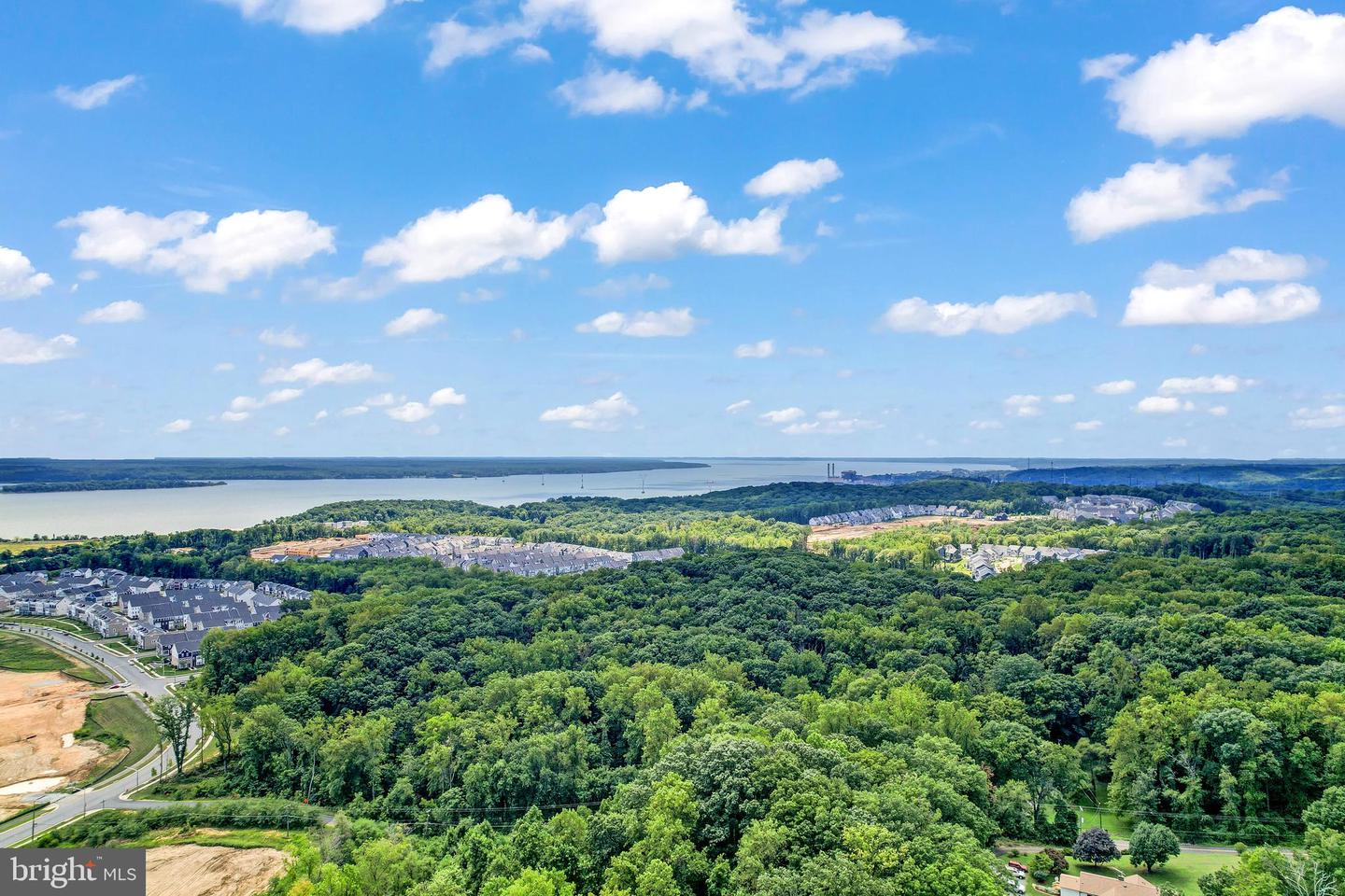 1552 MEADOWLARK GLEN RD, DUMFRIES, Virginia 22026, 4 Bedrooms Bedrooms, ,3 BathroomsBathrooms,Residential,For sale,1552 MEADOWLARK GLEN RD,VAPW2094416 MLS # VAPW2094416