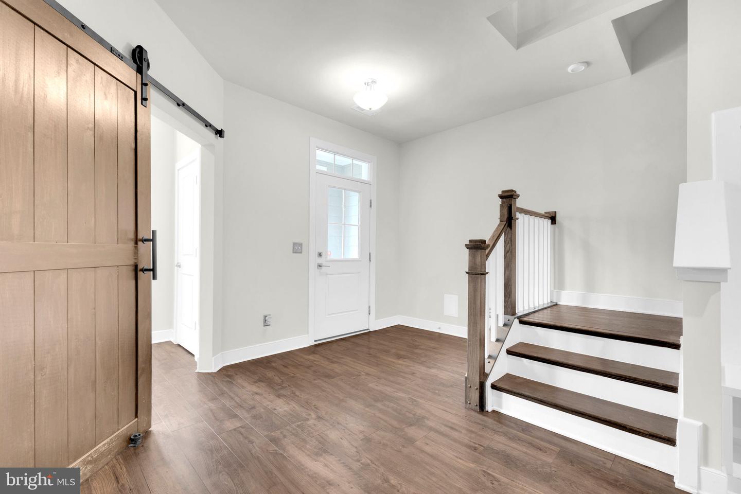 1552 MEADOWLARK GLEN RD, DUMFRIES, Virginia 22026, 4 Bedrooms Bedrooms, ,3 BathroomsBathrooms,Residential,For sale,1552 MEADOWLARK GLEN RD,VAPW2094416 MLS # VAPW2094416