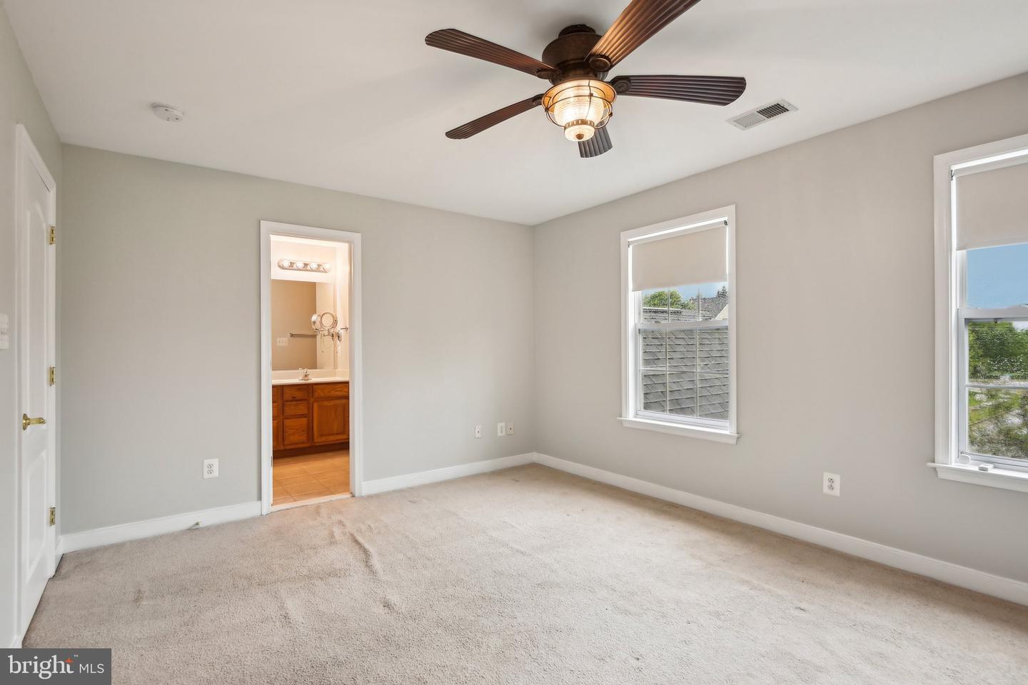 6020 OMEGA LN, MANASSAS, Virginia 20112, 3 Bedrooms Bedrooms, ,2 BathroomsBathrooms,Residential,For sale,6020 OMEGA LN,VAPW2094428 MLS # VAPW2094428