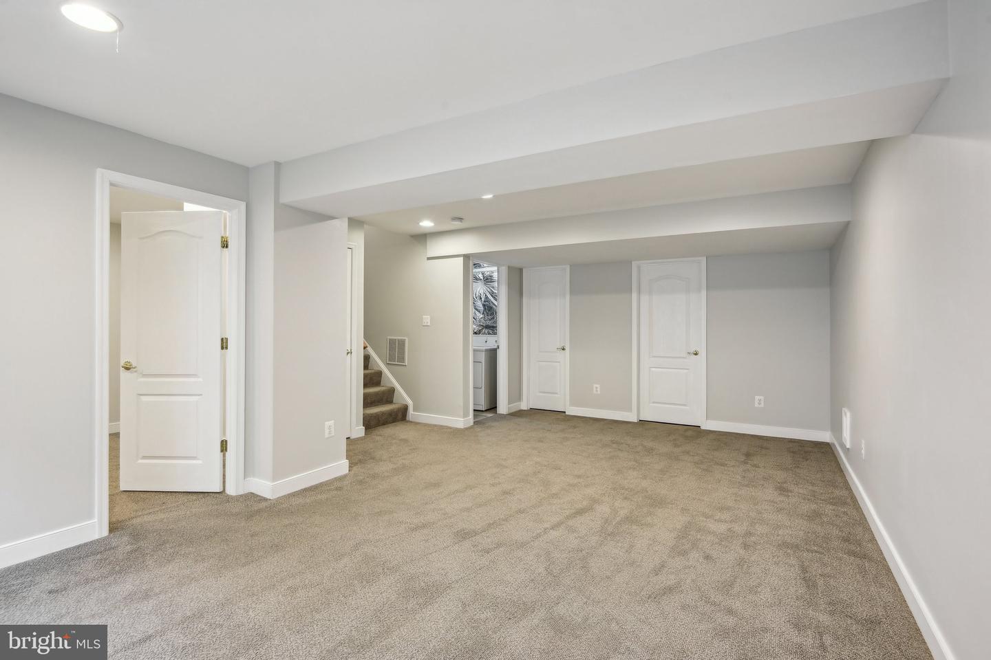6020 OMEGA LN, MANASSAS, Virginia 20112, 3 Bedrooms Bedrooms, ,2 BathroomsBathrooms,Residential,For sale,6020 OMEGA LN,VAPW2094428 MLS # VAPW2094428