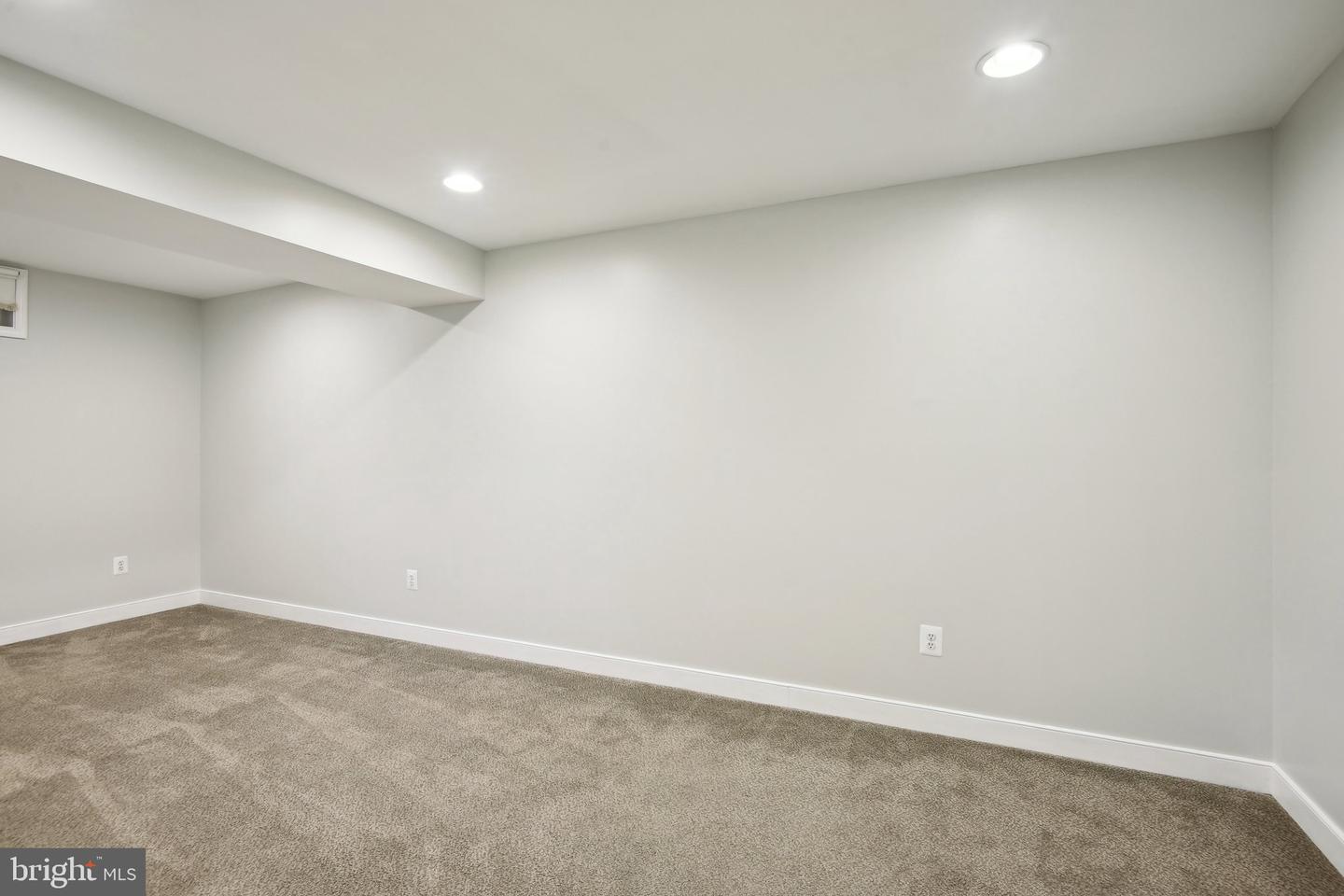 6020 OMEGA LN, MANASSAS, Virginia 20112, 3 Bedrooms Bedrooms, ,2 BathroomsBathrooms,Residential,For sale,6020 OMEGA LN,VAPW2094428 MLS # VAPW2094428