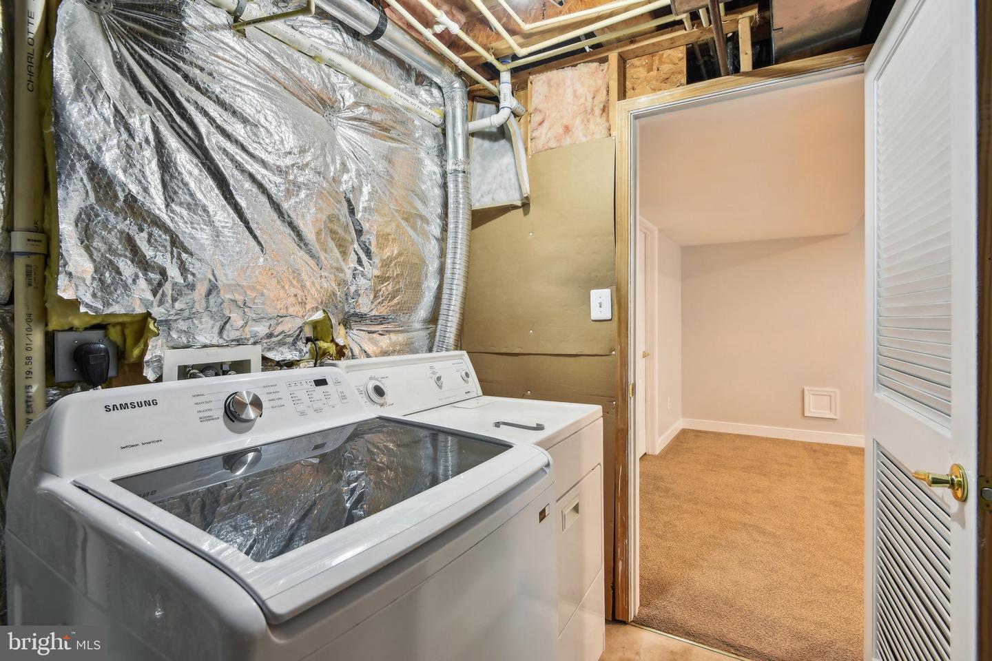 6020 OMEGA LN, MANASSAS, Virginia 20112, 3 Bedrooms Bedrooms, ,2 BathroomsBathrooms,Residential,For sale,6020 OMEGA LN,VAPW2094428 MLS # VAPW2094428