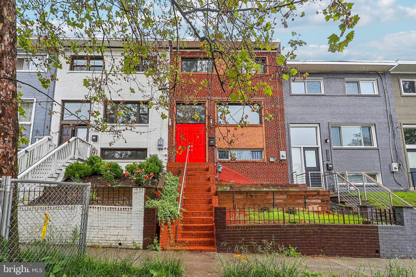 1360 W ST NE, WASHINGTON, District Of Columbia 20018, 3 Bedrooms Bedrooms, ,2 BathroomsBathrooms,Residential,For sale,1360 W ST NE,DCDC2199978 MLS # DCDC2199978