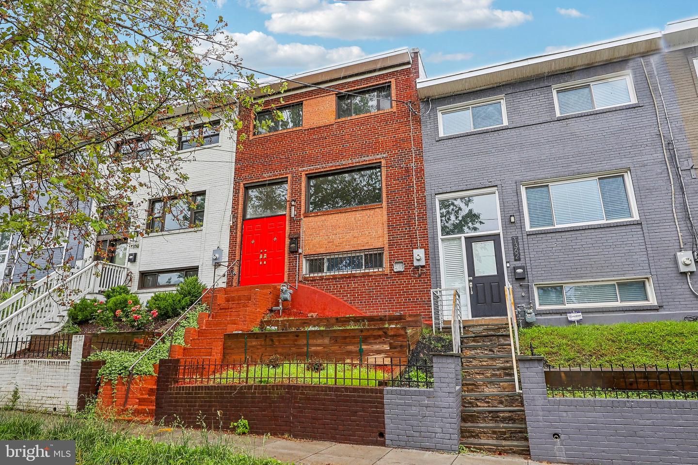 1360 W ST NE, WASHINGTON, District Of Columbia 20018, 3 Bedrooms Bedrooms, ,2 BathroomsBathrooms,Residential,For sale,1360 W ST NE,DCDC2199978 MLS # DCDC2199978