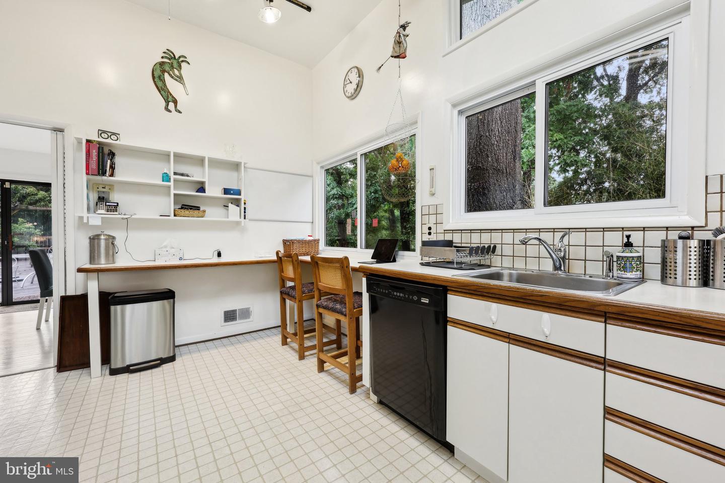 5417 GARY PL, ALEXANDRIA, Virginia 22311, 5 Bedrooms Bedrooms, ,3 BathroomsBathrooms,Residential,For sale,5417 GARY PL,VAAX2045238 MLS # VAAX2045238