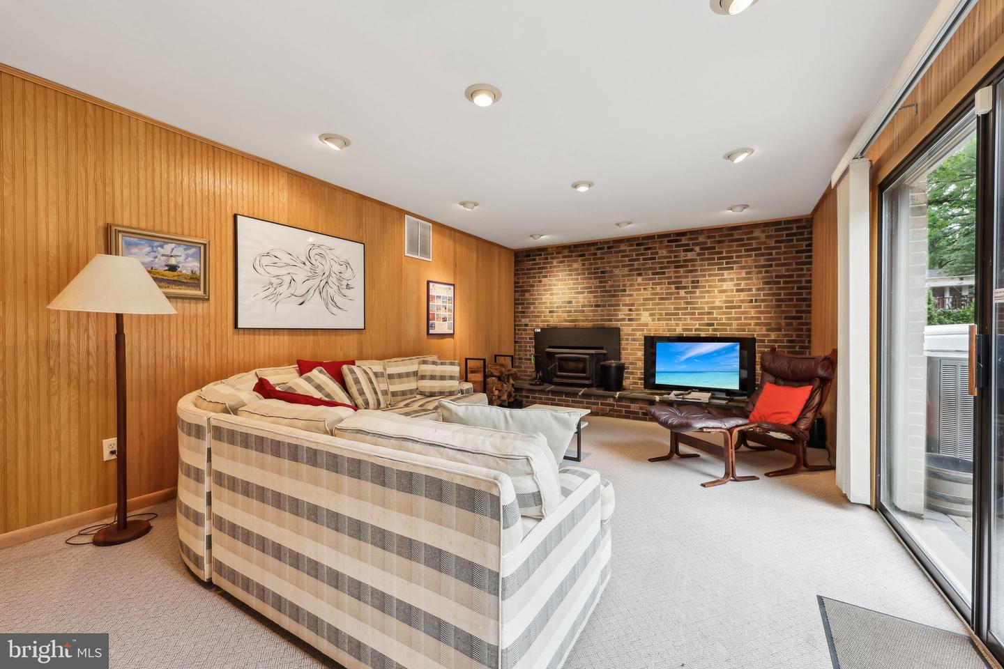 5417 GARY PL, ALEXANDRIA, Virginia 22311, 5 Bedrooms Bedrooms, ,3 BathroomsBathrooms,Residential,For sale,5417 GARY PL,VAAX2045238 MLS # VAAX2045238