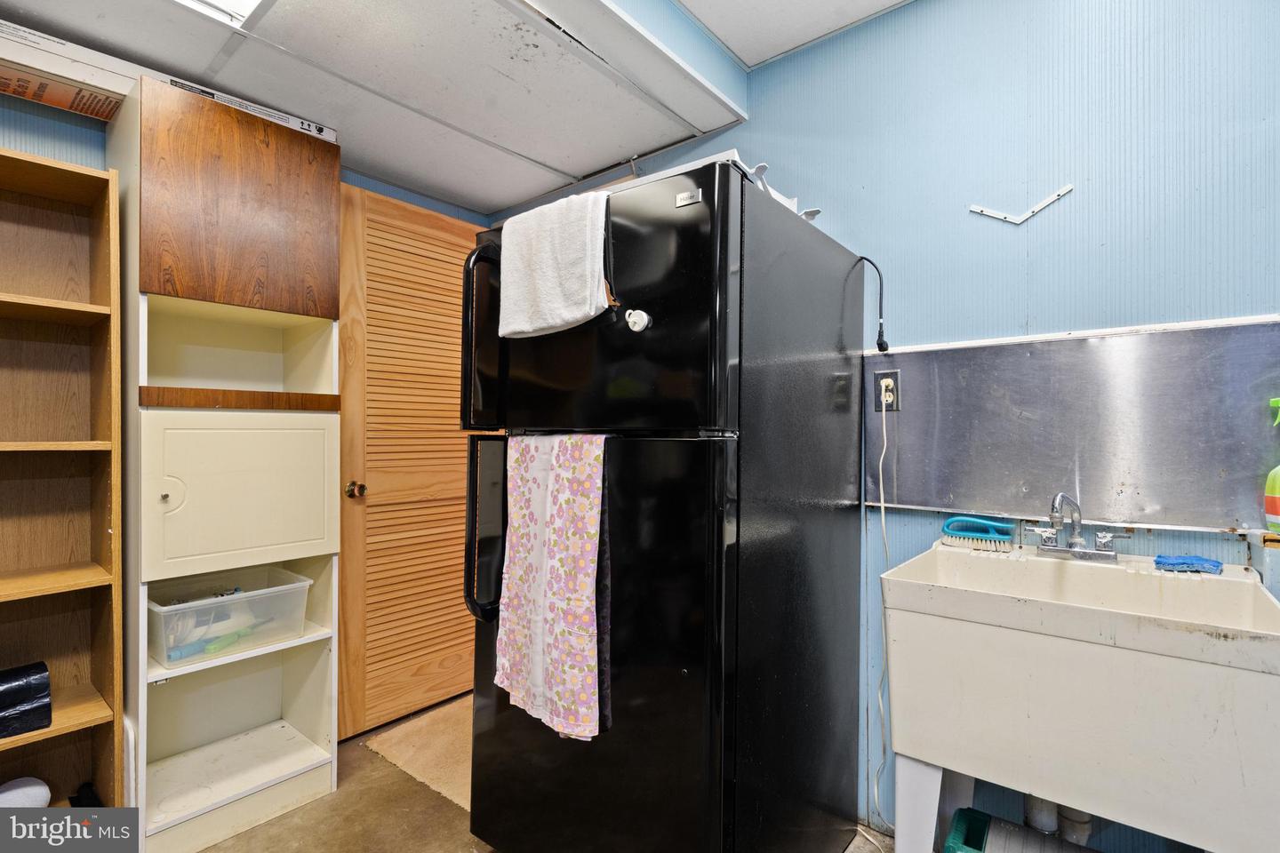 5417 GARY PL, ALEXANDRIA, Virginia 22311, 5 Bedrooms Bedrooms, ,3 BathroomsBathrooms,Residential,For sale,5417 GARY PL,VAAX2045238 MLS # VAAX2045238