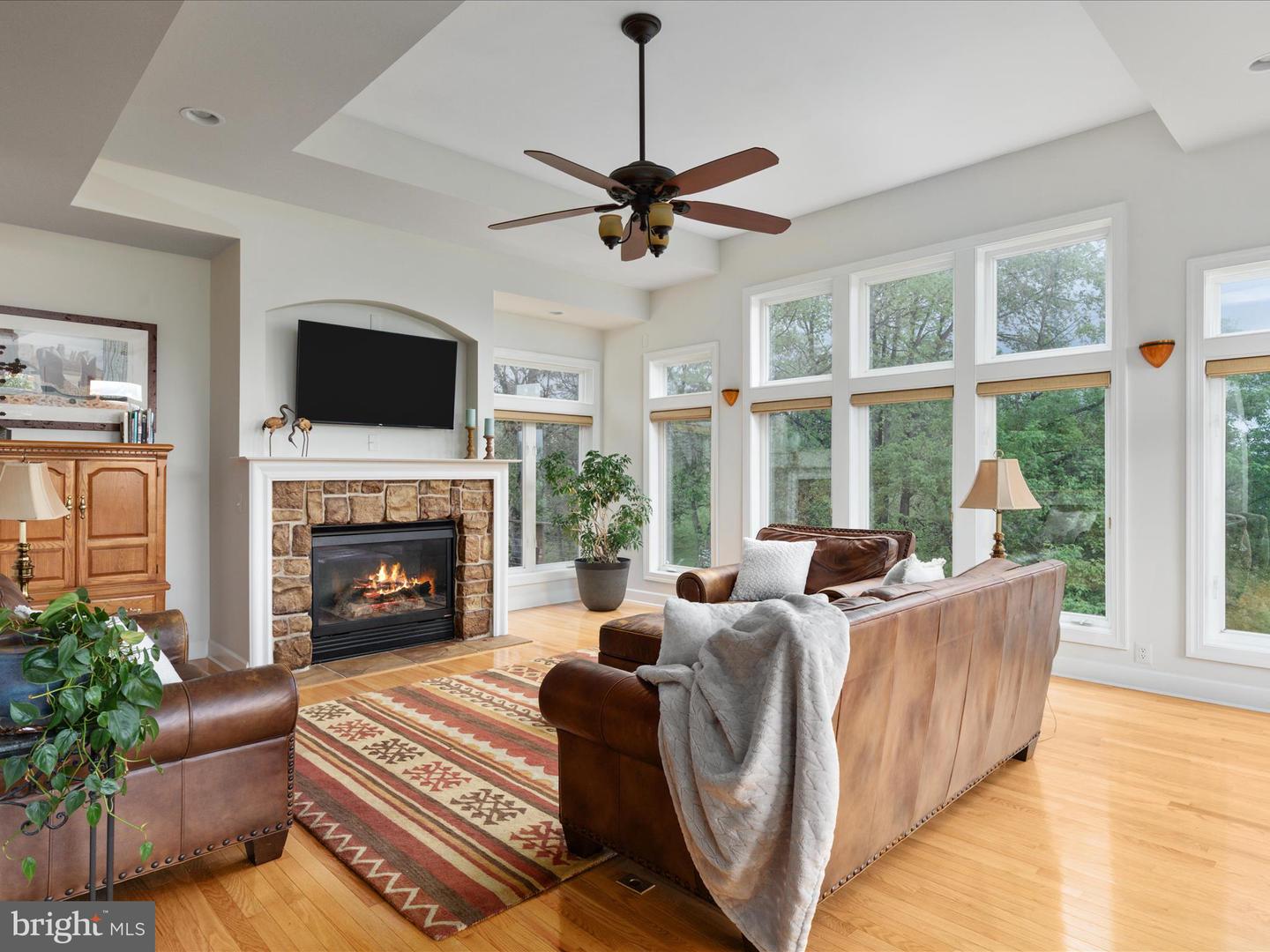 12752 APRIL CIR, LOVETTSVILLE, Virginia 20180, 7 Bedrooms Bedrooms, ,4 BathroomsBathrooms,Residential,For sale,12752 APRIL CIR,VALO2096186 MLS # VALO2096186