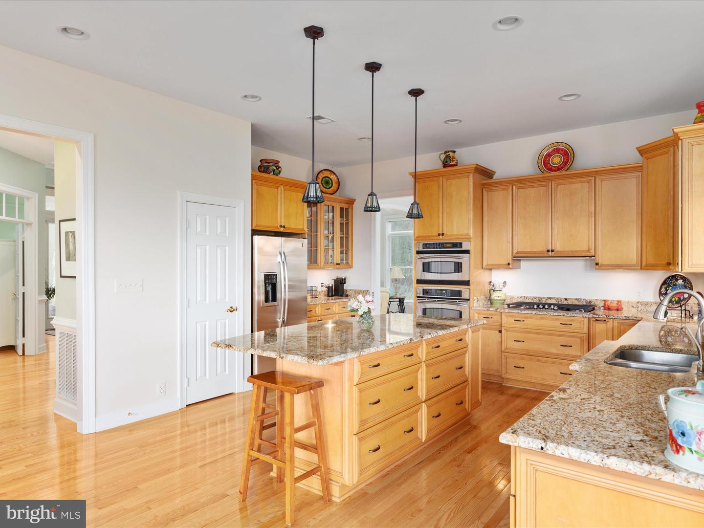 12752 APRIL CIR, LOVETTSVILLE, Virginia 20180, 7 Bedrooms Bedrooms, ,4 BathroomsBathrooms,Residential,For sale,12752 APRIL CIR,VALO2096186 MLS # VALO2096186
