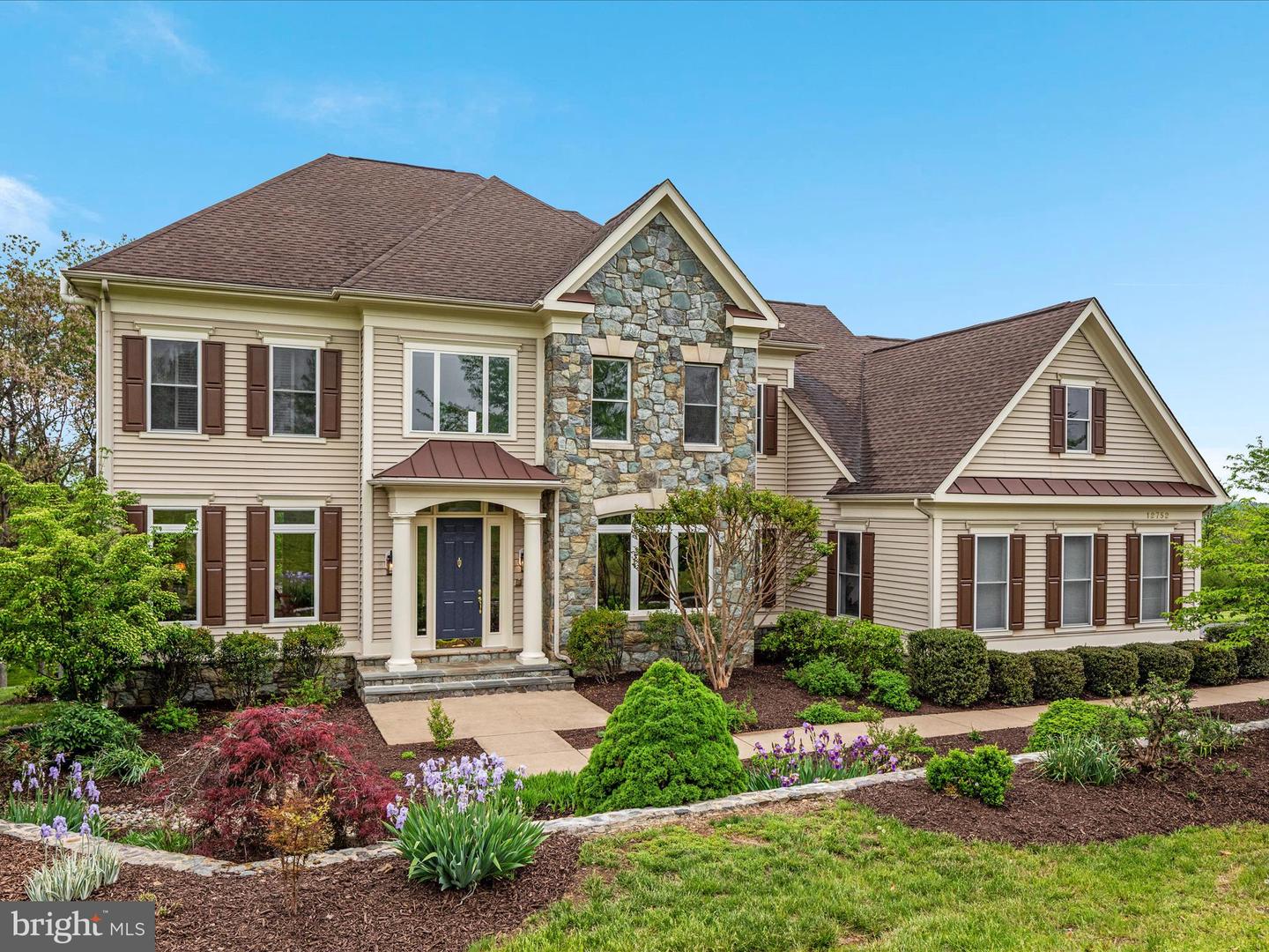12752 APRIL CIR, LOVETTSVILLE, Virginia 20180, 7 Bedrooms Bedrooms, ,4 BathroomsBathrooms,Residential,For sale,12752 APRIL CIR,VALO2096186 MLS # VALO2096186