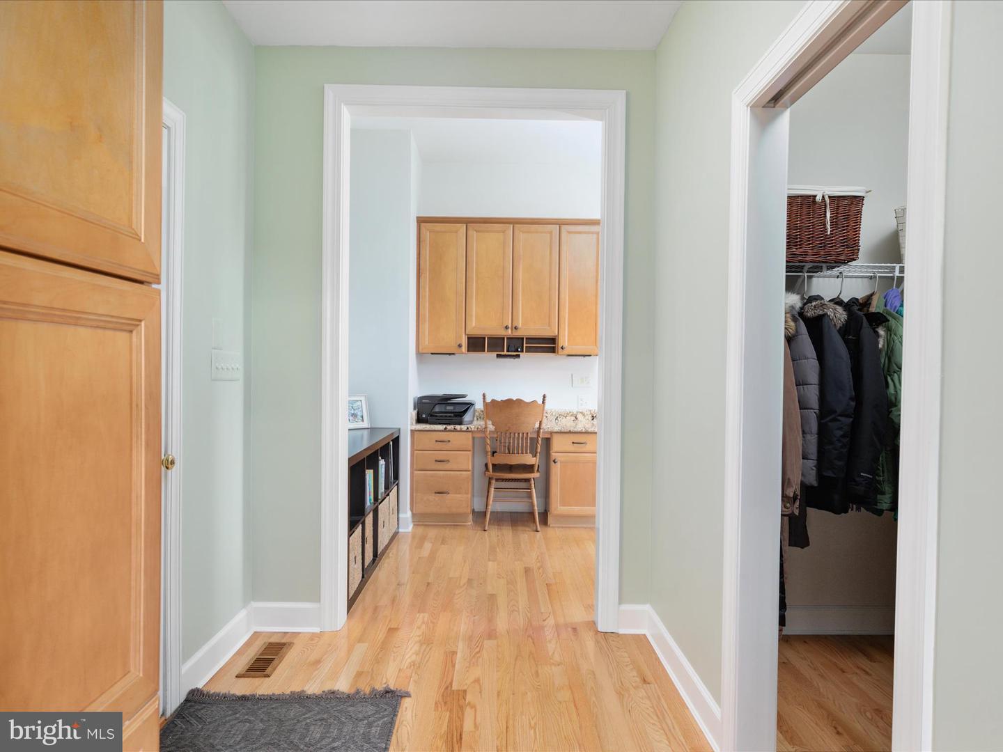 12752 APRIL CIR, LOVETTSVILLE, Virginia 20180, 7 Bedrooms Bedrooms, ,4 BathroomsBathrooms,Residential,For sale,12752 APRIL CIR,VALO2096186 MLS # VALO2096186