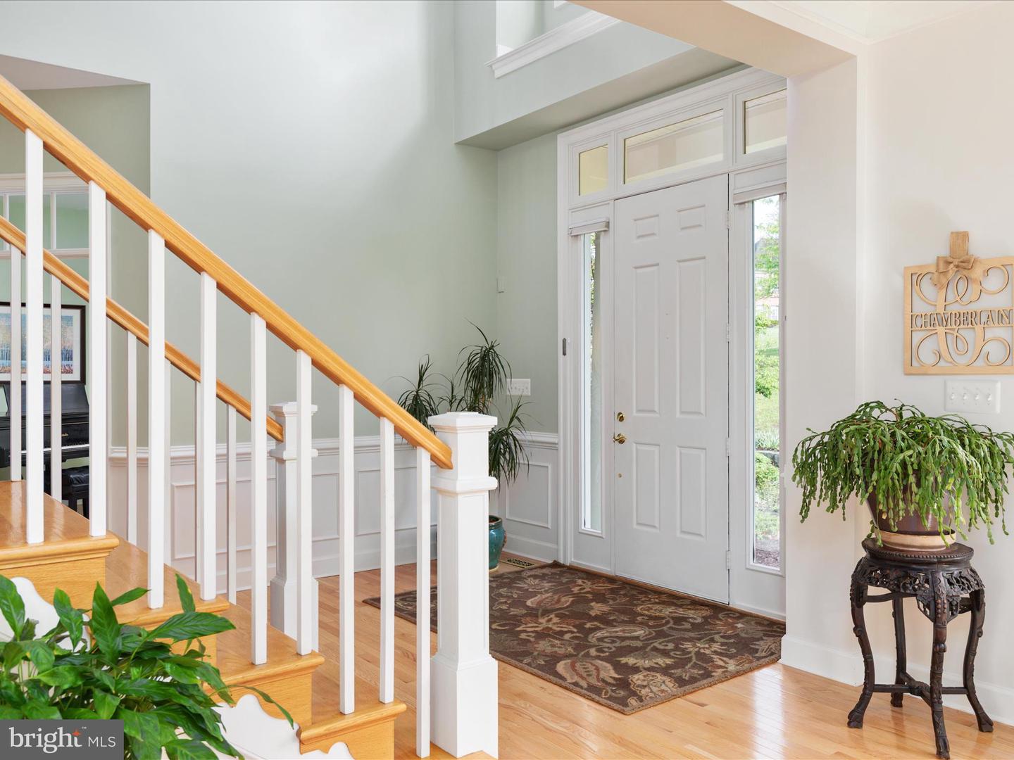 12752 APRIL CIR, LOVETTSVILLE, Virginia 20180, 7 Bedrooms Bedrooms, ,4 BathroomsBathrooms,Residential,For sale,12752 APRIL CIR,VALO2096186 MLS # VALO2096186