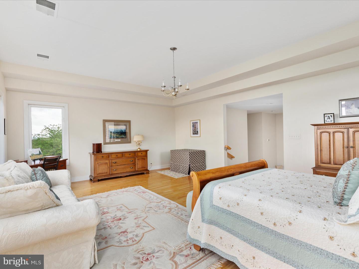 12752 APRIL CIR, LOVETTSVILLE, Virginia 20180, 7 Bedrooms Bedrooms, ,4 BathroomsBathrooms,Residential,For sale,12752 APRIL CIR,VALO2096186 MLS # VALO2096186