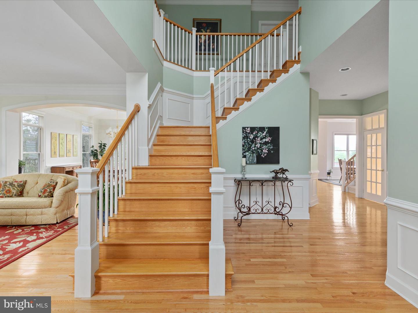 12752 APRIL CIR, LOVETTSVILLE, Virginia 20180, 7 Bedrooms Bedrooms, ,4 BathroomsBathrooms,Residential,For sale,12752 APRIL CIR,VALO2096186 MLS # VALO2096186