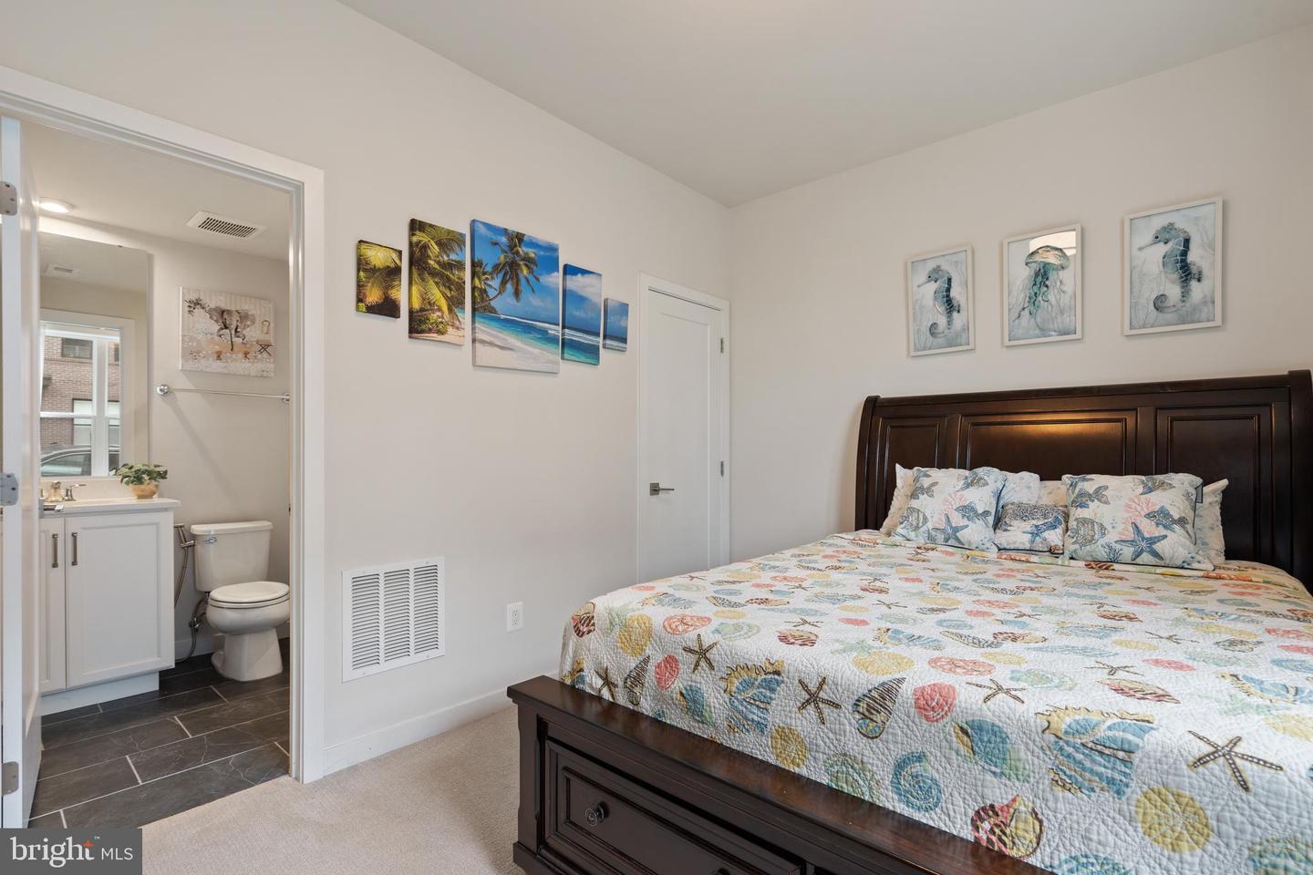 4739 LACEY MANOR PL, CHANTILLY, Virginia 20151, 3 Bedrooms Bedrooms, ,3 BathroomsBathrooms,Residential,For sale,4739 LACEY MANOR PL,VAFX2240336 MLS # VAFX2240336