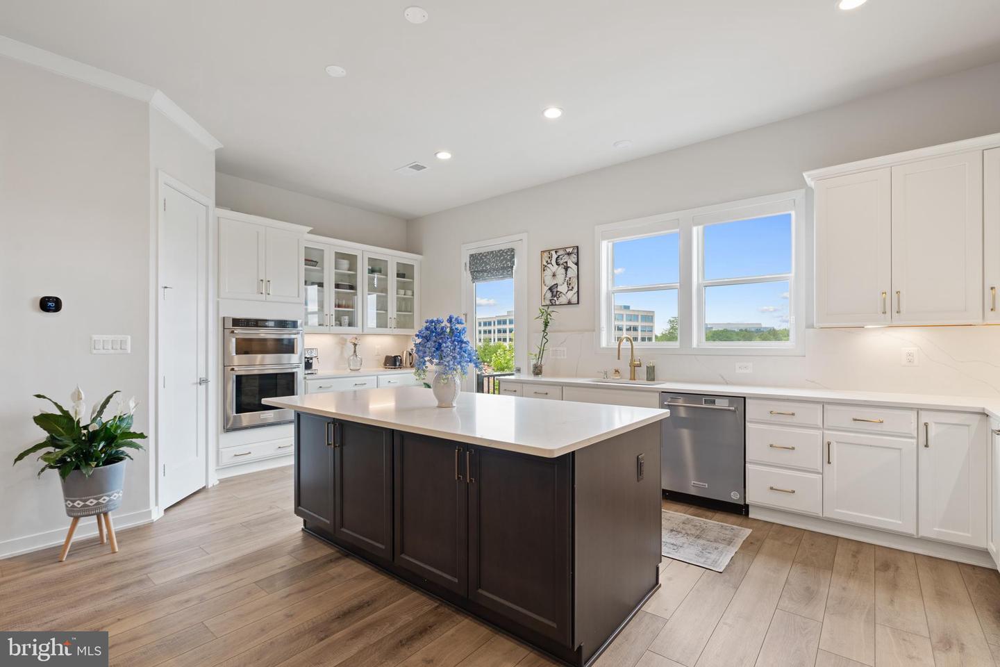 4739 LACEY MANOR PL, CHANTILLY, Virginia 20151, 3 Bedrooms Bedrooms, ,3 BathroomsBathrooms,Residential,For sale,4739 LACEY MANOR PL,VAFX2240336 MLS # VAFX2240336