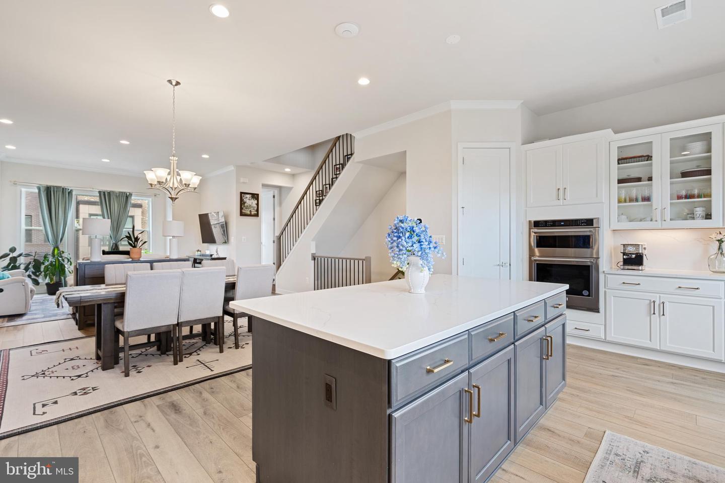 4739 LACEY MANOR PL, CHANTILLY, Virginia 20151, 3 Bedrooms Bedrooms, ,3 BathroomsBathrooms,Residential,For sale,4739 LACEY MANOR PL,VAFX2240336 MLS # VAFX2240336
