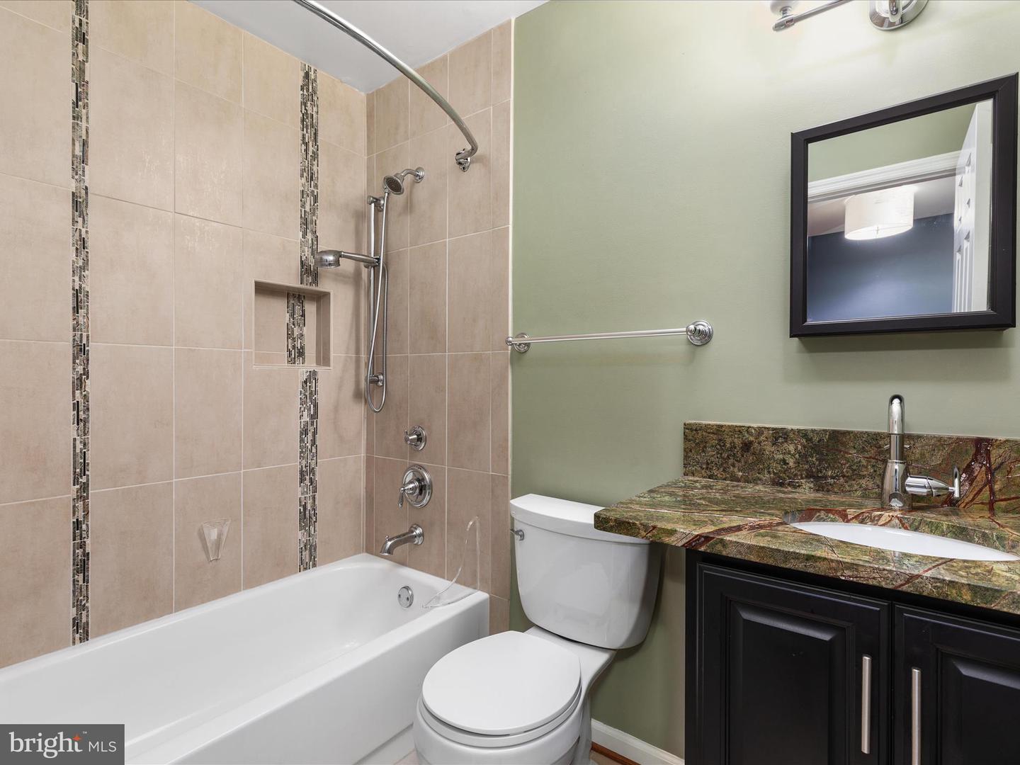 6521 KEMPER LAKES CT, ALEXANDRIA, Virginia 22312, 3 Bedrooms Bedrooms, ,3 BathroomsBathrooms,Residential,For sale,6521 KEMPER LAKES CT,VAFX2240344 MLS # VAFX2240344
