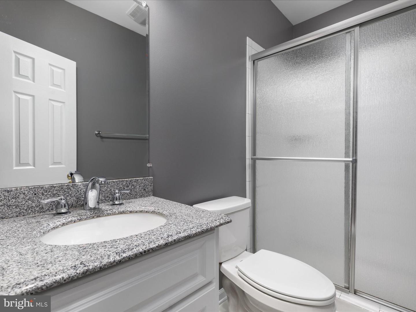 6521 KEMPER LAKES CT, ALEXANDRIA, Virginia 22312, 3 Bedrooms Bedrooms, ,3 BathroomsBathrooms,Residential,For sale,6521 KEMPER LAKES CT,VAFX2240344 MLS # VAFX2240344