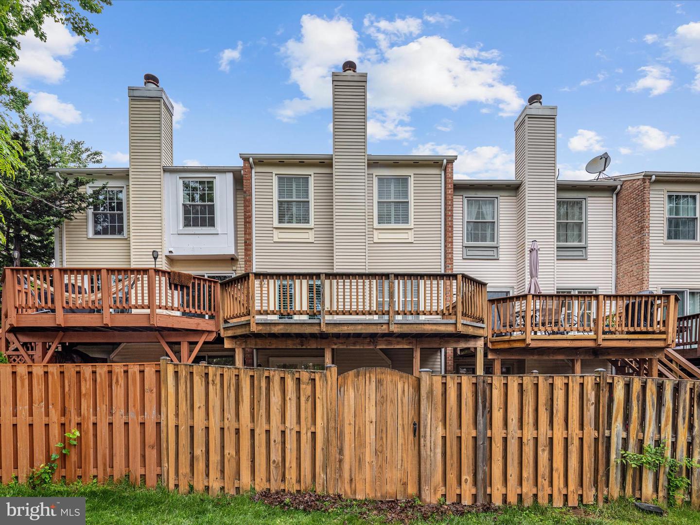 6521 KEMPER LAKES CT, ALEXANDRIA, Virginia 22312, 3 Bedrooms Bedrooms, ,3 BathroomsBathrooms,Residential,For sale,6521 KEMPER LAKES CT,VAFX2240344 MLS # VAFX2240344