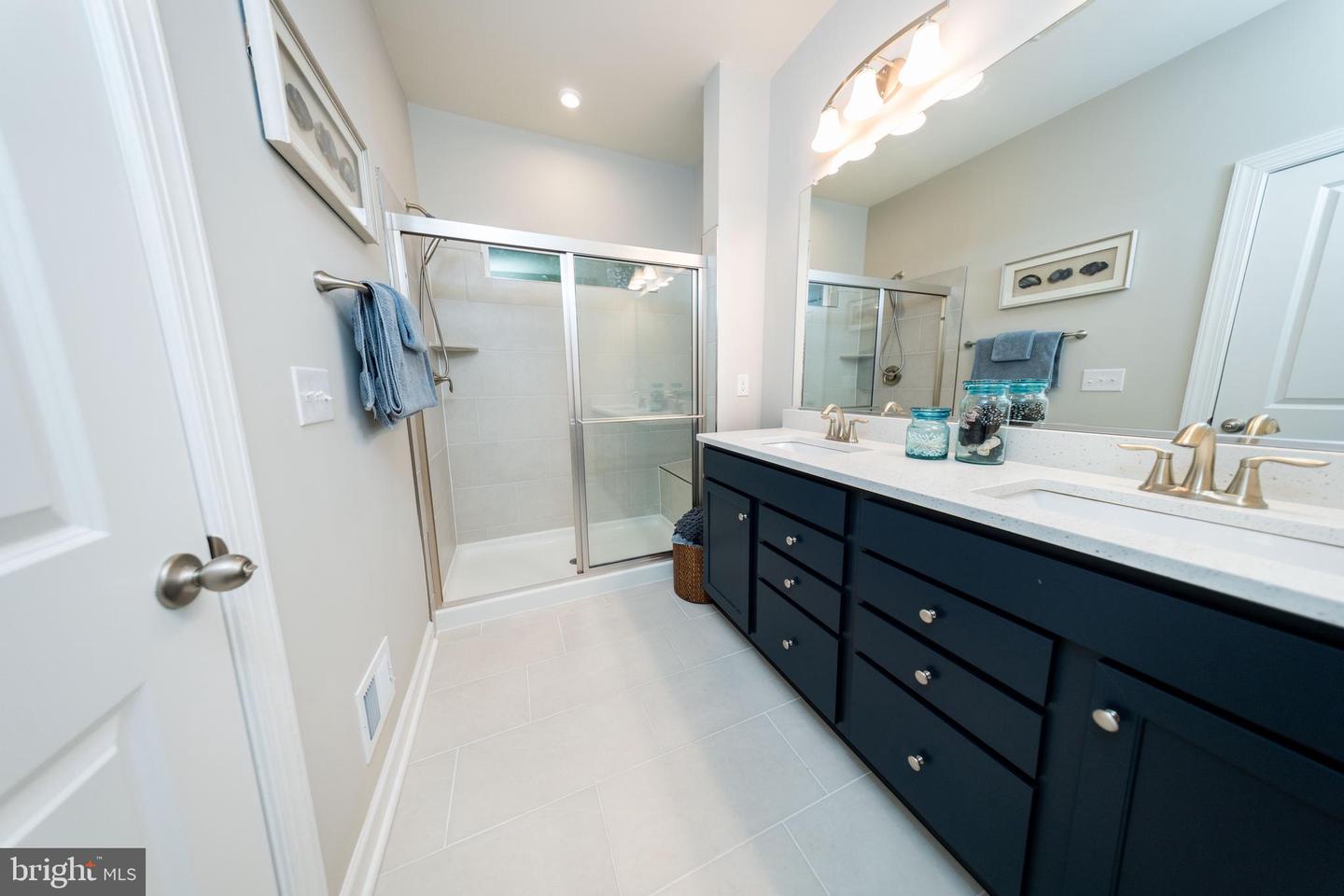 3811 RAINIER DR, FAIRFAX, Virginia 22033, 3 Bedrooms Bedrooms, ,2 BathroomsBathrooms,Residential,For sale,3811 RAINIER DR,VAFX2240372 MLS # VAFX2240372