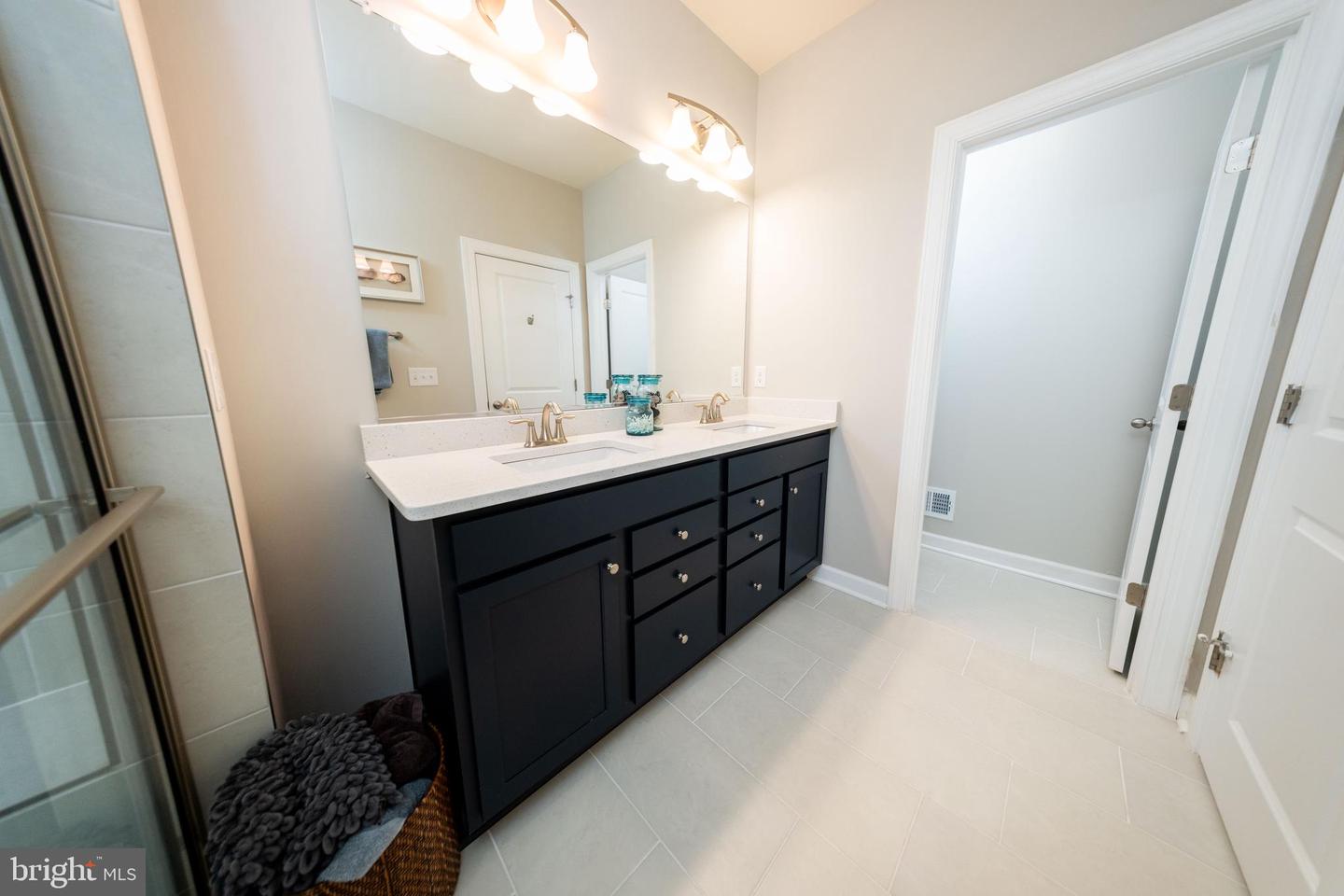 3811 RAINIER DR, FAIRFAX, Virginia 22033, 3 Bedrooms Bedrooms, ,2 BathroomsBathrooms,Residential,For sale,3811 RAINIER DR,VAFX2240372 MLS # VAFX2240372