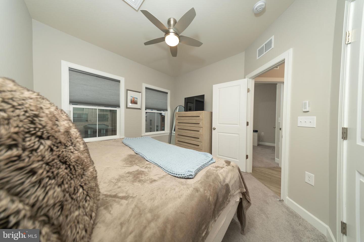 3811 RAINIER DR, FAIRFAX, Virginia 22033, 3 Bedrooms Bedrooms, ,2 BathroomsBathrooms,Residential,For sale,3811 RAINIER DR,VAFX2240372 MLS # VAFX2240372
