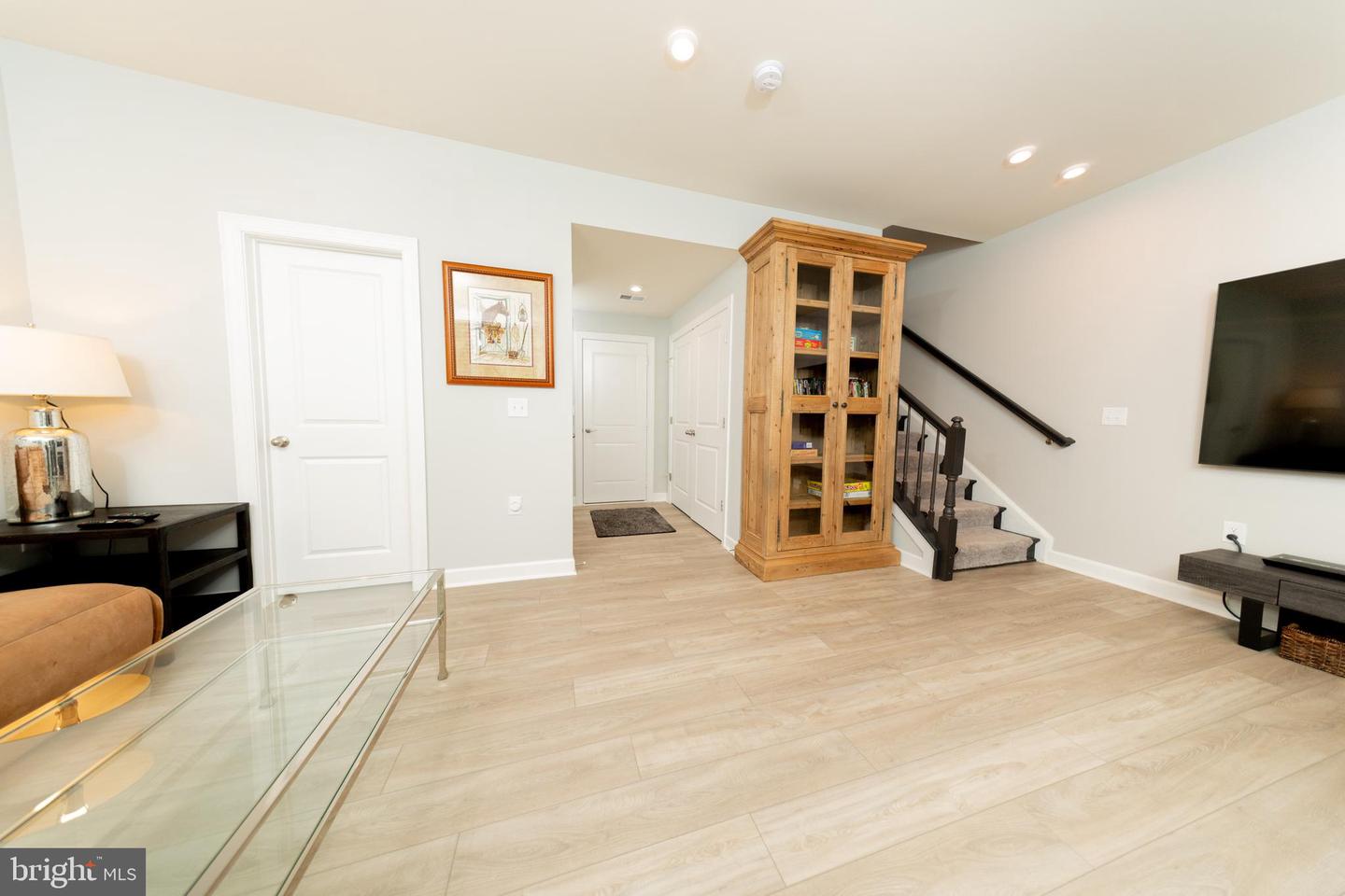 3811 RAINIER DR, FAIRFAX, Virginia 22033, 3 Bedrooms Bedrooms, ,2 BathroomsBathrooms,Residential,For sale,3811 RAINIER DR,VAFX2240372 MLS # VAFX2240372