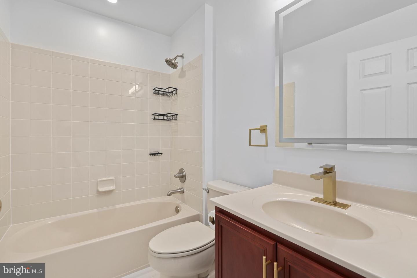 20044 NORTHVILLE HILLS TER, ASHBURN, Virginia 20147, 4 Bedrooms Bedrooms, ,3 BathroomsBathrooms,Residential,For sale,20044 NORTHVILLE HILLS TER,VALO2096238 MLS # VALO2096238