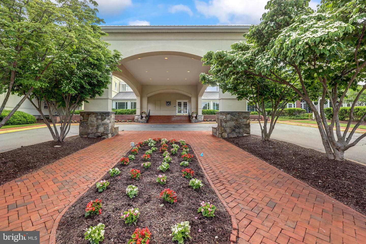 20044 NORTHVILLE HILLS TER, ASHBURN, Virginia 20147, 4 Bedrooms Bedrooms, ,3 BathroomsBathrooms,Residential,For sale,20044 NORTHVILLE HILLS TER,VALO2096238 MLS # VALO2096238