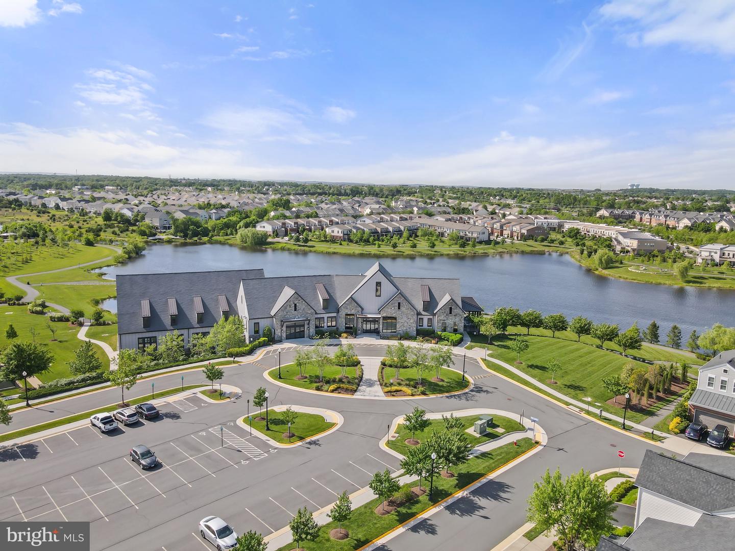 23650 HAVELOCK WALK TER #303, ASHBURN, Virginia 20148, 2 Bedrooms Bedrooms, ,2 BathroomsBathrooms,Residential,For sale,23650 HAVELOCK WALK TER #303,VALO2096270 MLS # VALO2096270
