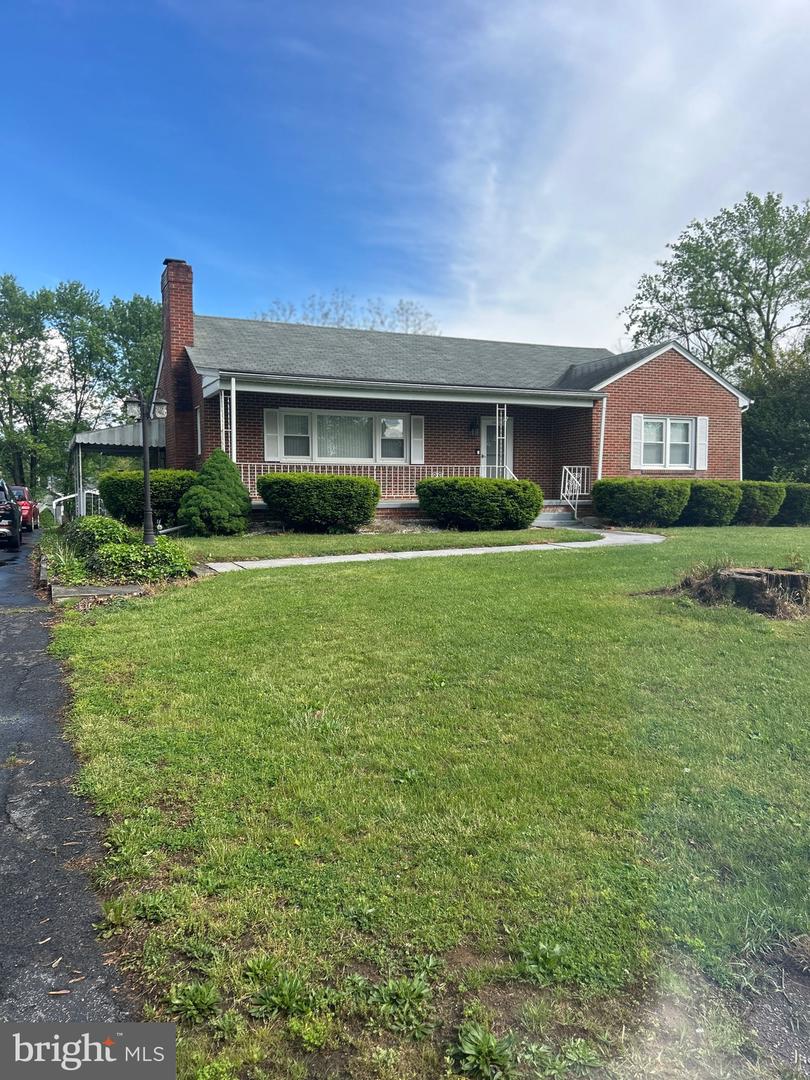 2938 S PLEASANT VALLEY RD, WINCHESTER, Virginia 22601, 3 Bedrooms Bedrooms, ,1 BathroomBathrooms,Residential,For sale,2938 S PLEASANT VALLEY RD,VAWI2007678 MLS # VAWI2007678
