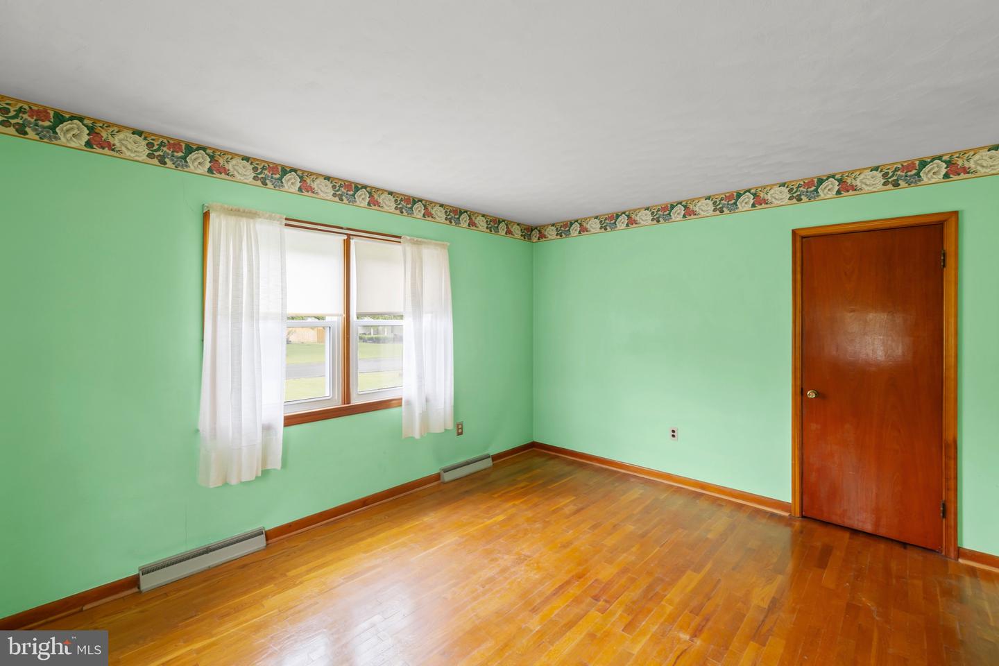 2938 S PLEASANT VALLEY RD, WINCHESTER, Virginia 22601, 3 Bedrooms Bedrooms, ,1 BathroomBathrooms,Residential,For sale,2938 S PLEASANT VALLEY RD,VAWI2007678 MLS # VAWI2007678