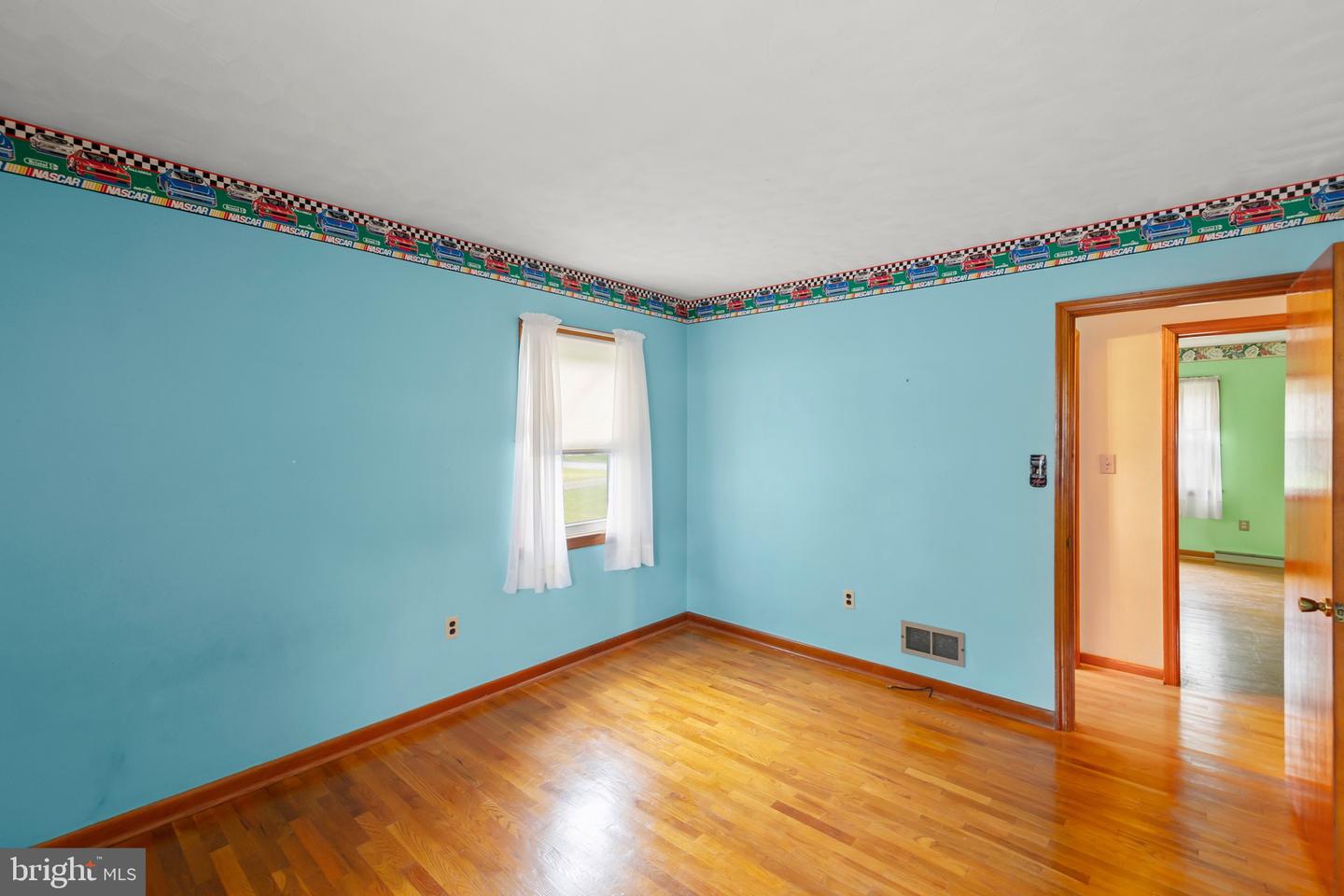 2938 S PLEASANT VALLEY RD, WINCHESTER, Virginia 22601, 3 Bedrooms Bedrooms, ,1 BathroomBathrooms,Residential,For sale,2938 S PLEASANT VALLEY RD,VAWI2007678 MLS # VAWI2007678