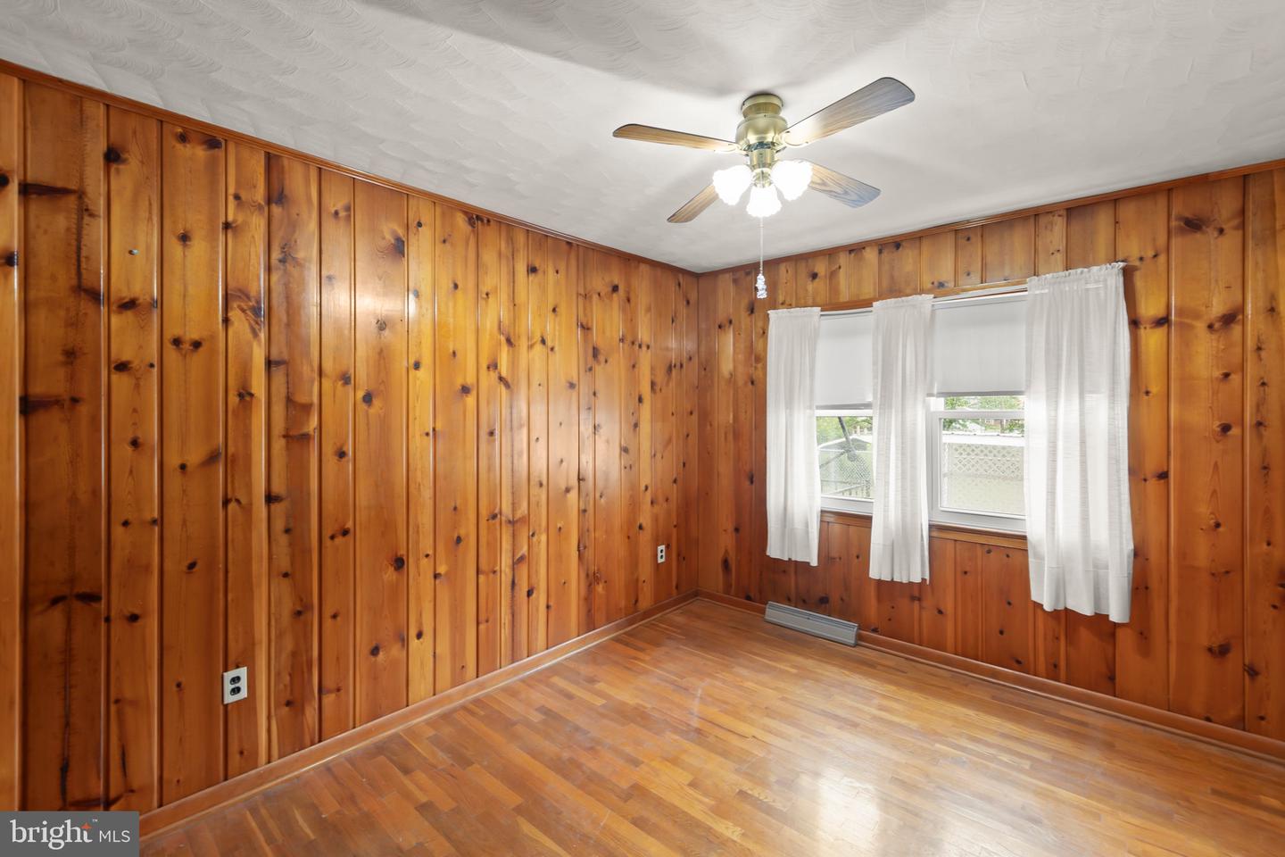 2938 S PLEASANT VALLEY RD, WINCHESTER, Virginia 22601, 3 Bedrooms Bedrooms, ,1 BathroomBathrooms,Residential,For sale,2938 S PLEASANT VALLEY RD,VAWI2007678 MLS # VAWI2007678